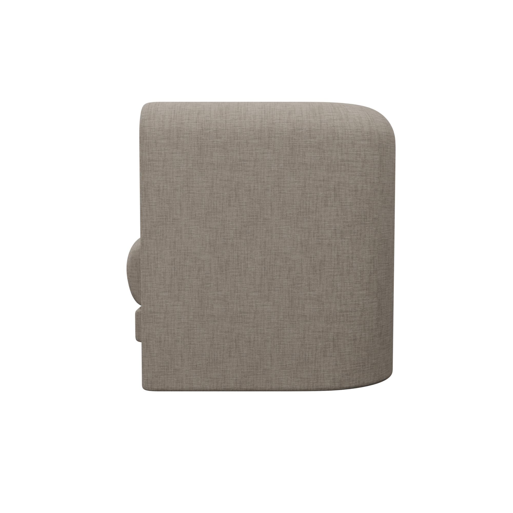 Fauteuil Munu en tissu Blend Beige fabriqué à la main par Murmurio Neuf - En vente à Lordelo, PT