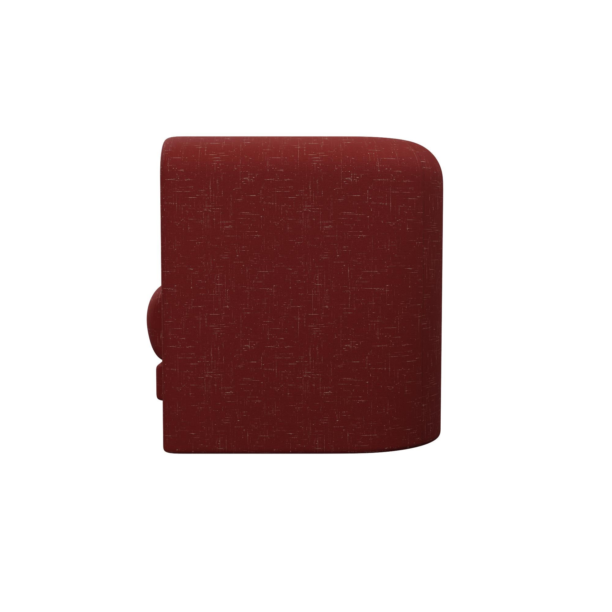 Munu armchair in Blend Cherry fabric handcrafted by Murmurio Neuf - En vente à Lordelo, PT