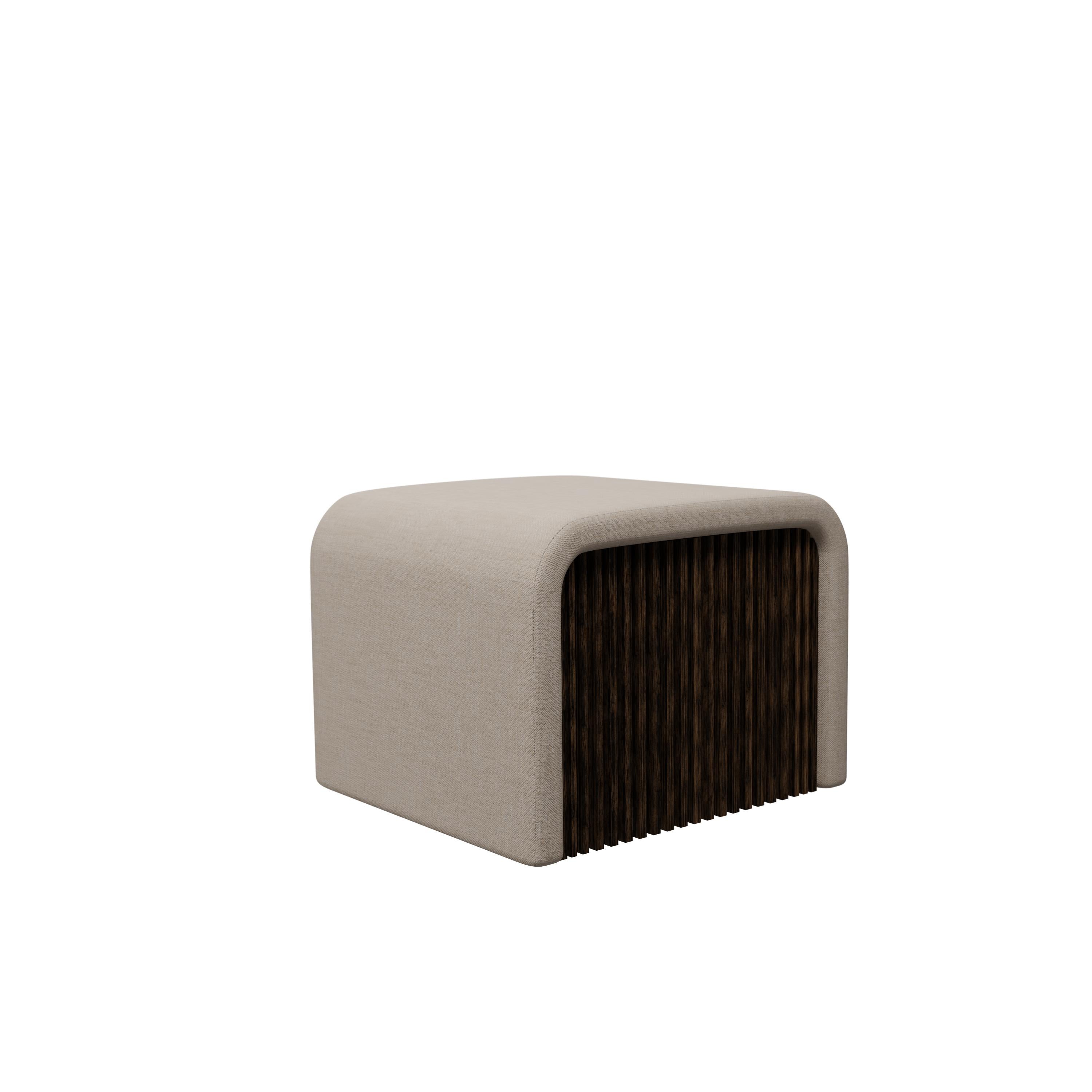 Industriel Munu Pouf 0.55 en Blend Tissu propre fabriqué à la main par Murmurio en vente