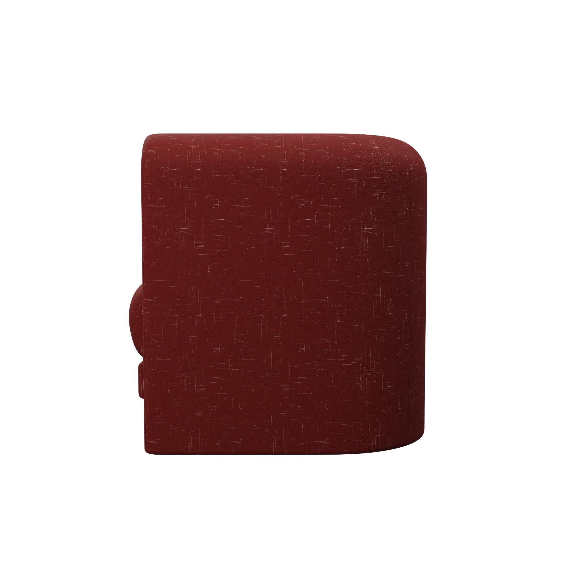 Munu three-seater sofa in Blend Cherry handcrafted by Murmurio Neuf - En vente à Lordelo, PT