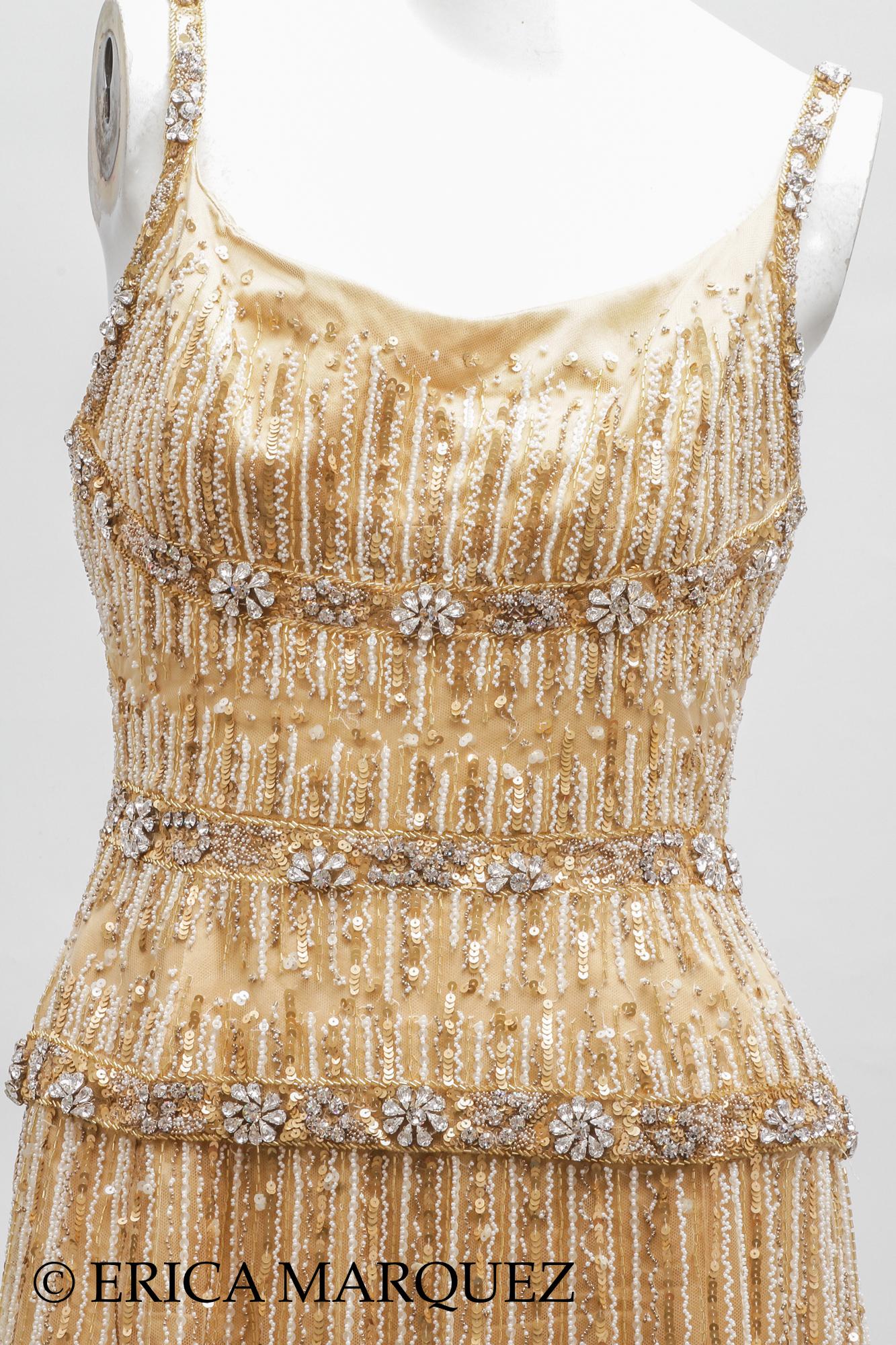 MURAD ZUHAIR, Gold Metallic Floor Length Evening Gown Sequins and Rhinestones (robe de soirée métallisée avec paillettes et strass) en vente 6