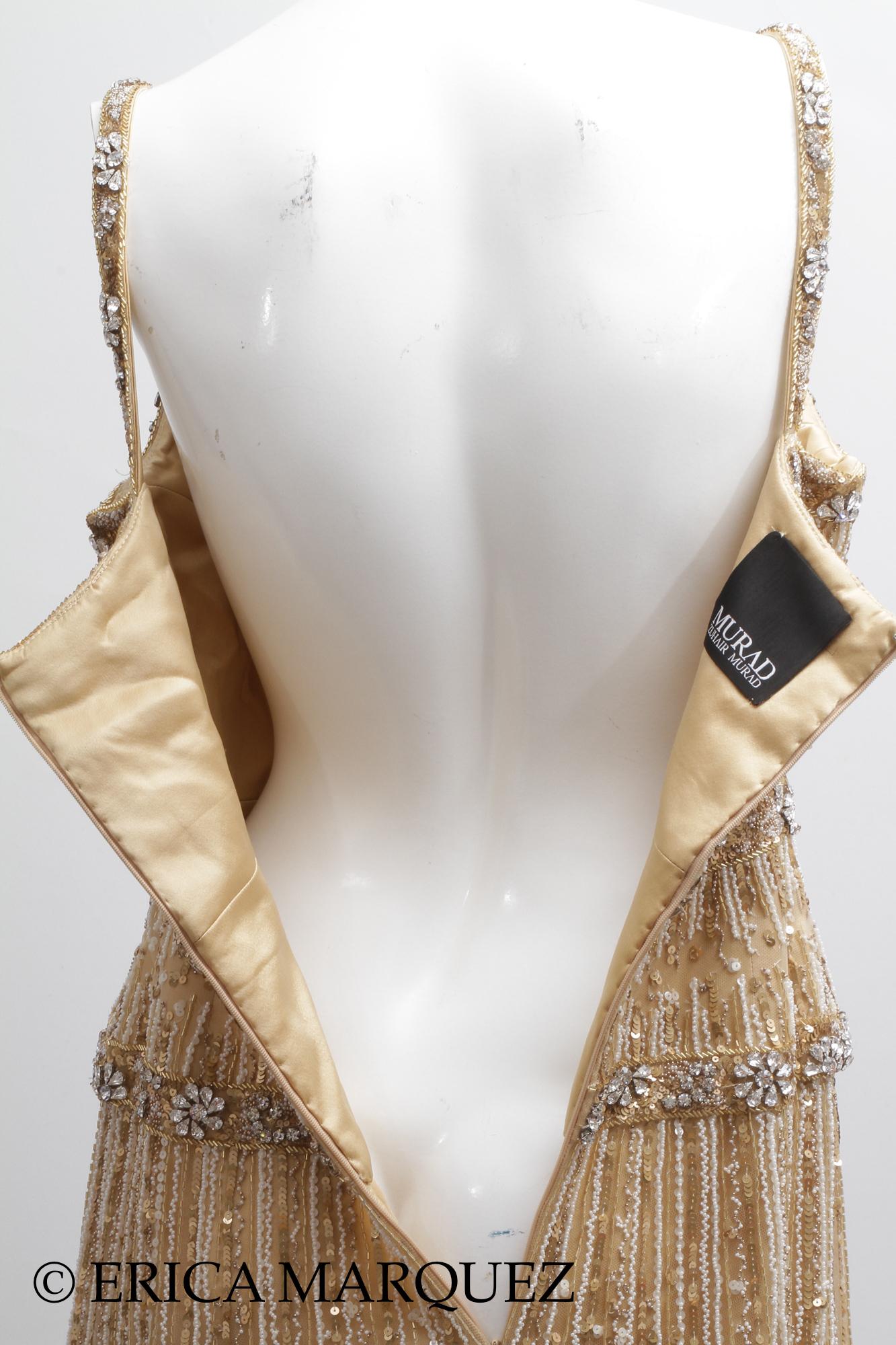 MURAD ZUHAIR, Gold Metallic Floor Length Evening Gown Sequins and Rhinestones (robe de soirée métallisée avec paillettes et strass) Pour femmes en vente