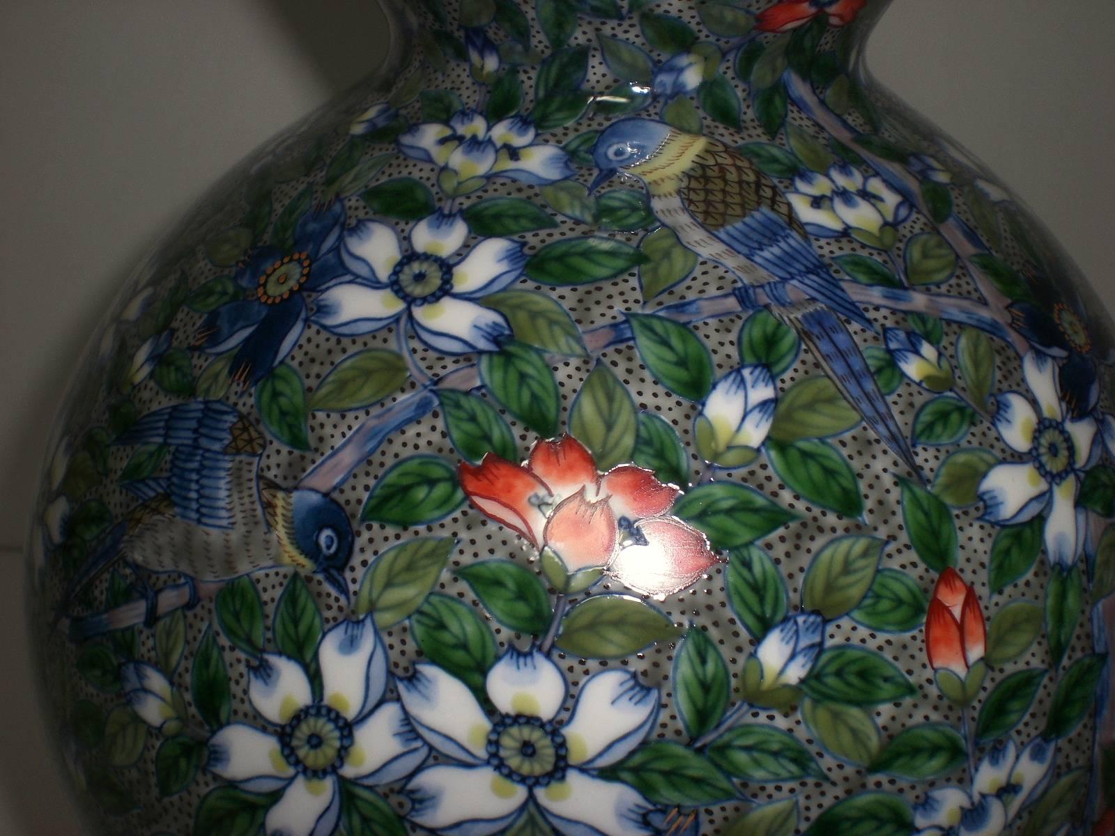 Murakami Genki, Japanese Porcelain Vase, circa 2005 In New Condition In Takarazuka, JP