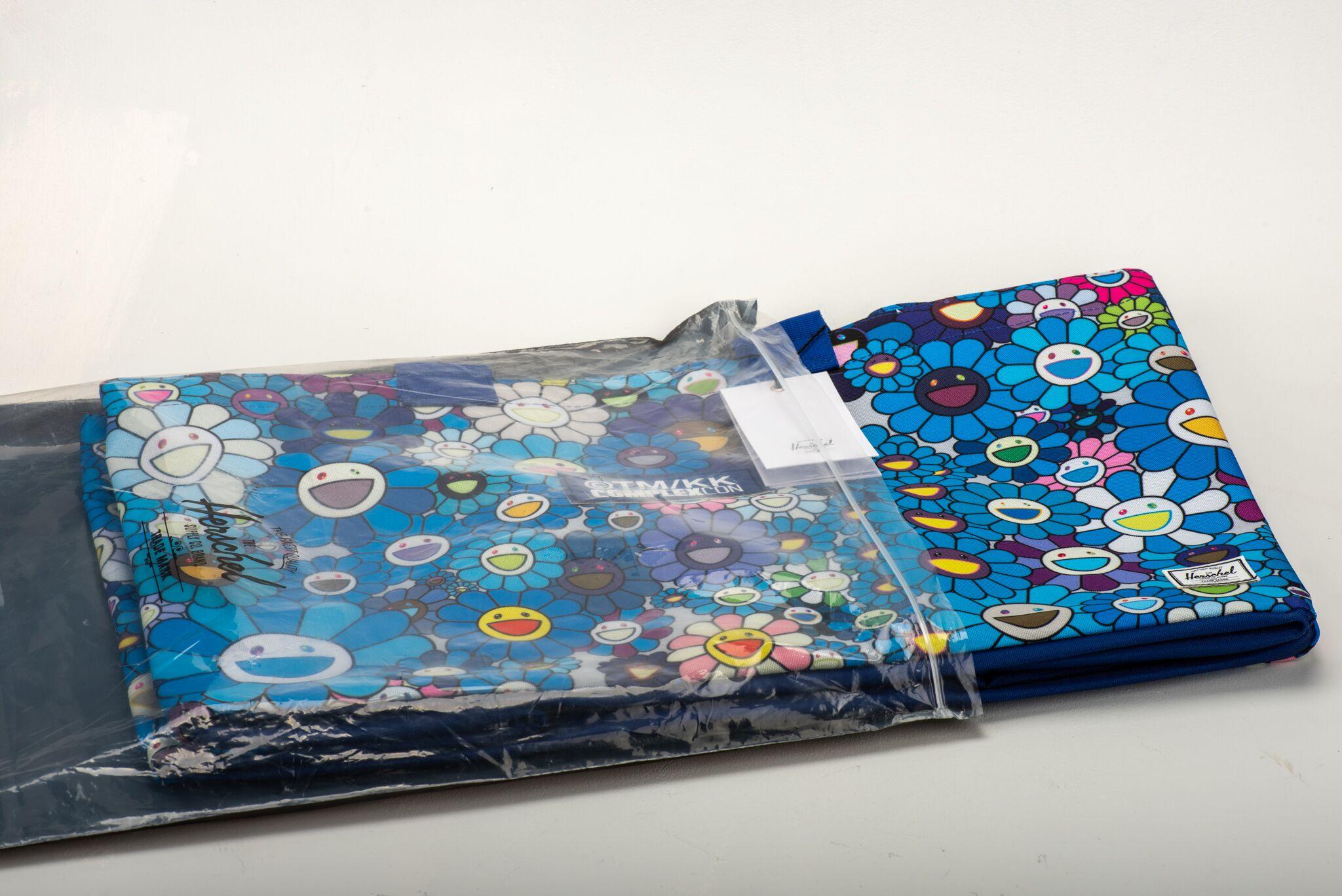 Murakami - Nouveau sac à main bleu à double largeur en vente 2