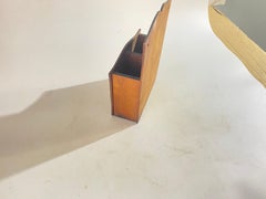 Boîte murale ou Vide Poche, France, 19e siècle,  Peint en couleur Brown