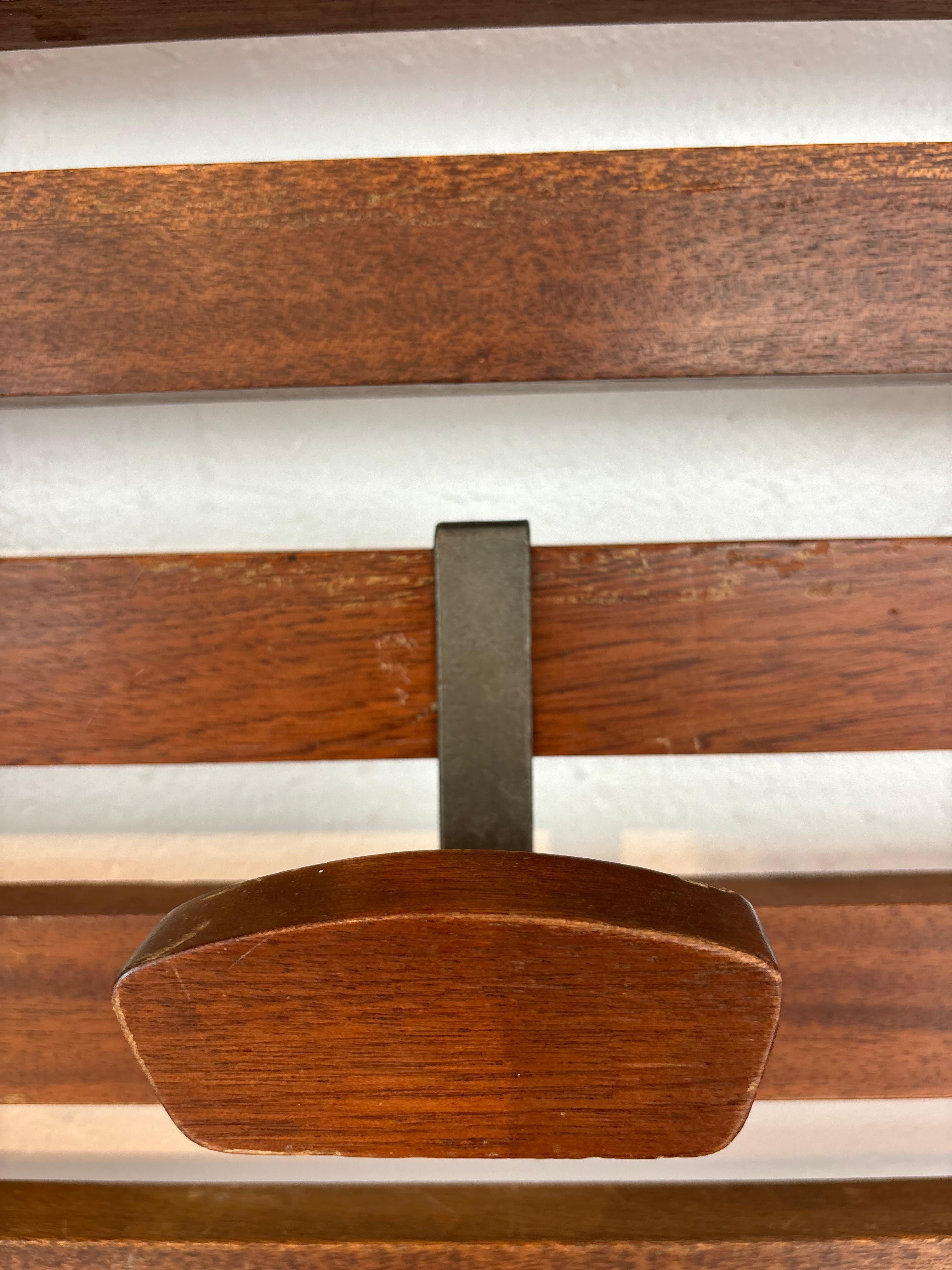 Mural coat rack by Georges Frydman For Sale 7