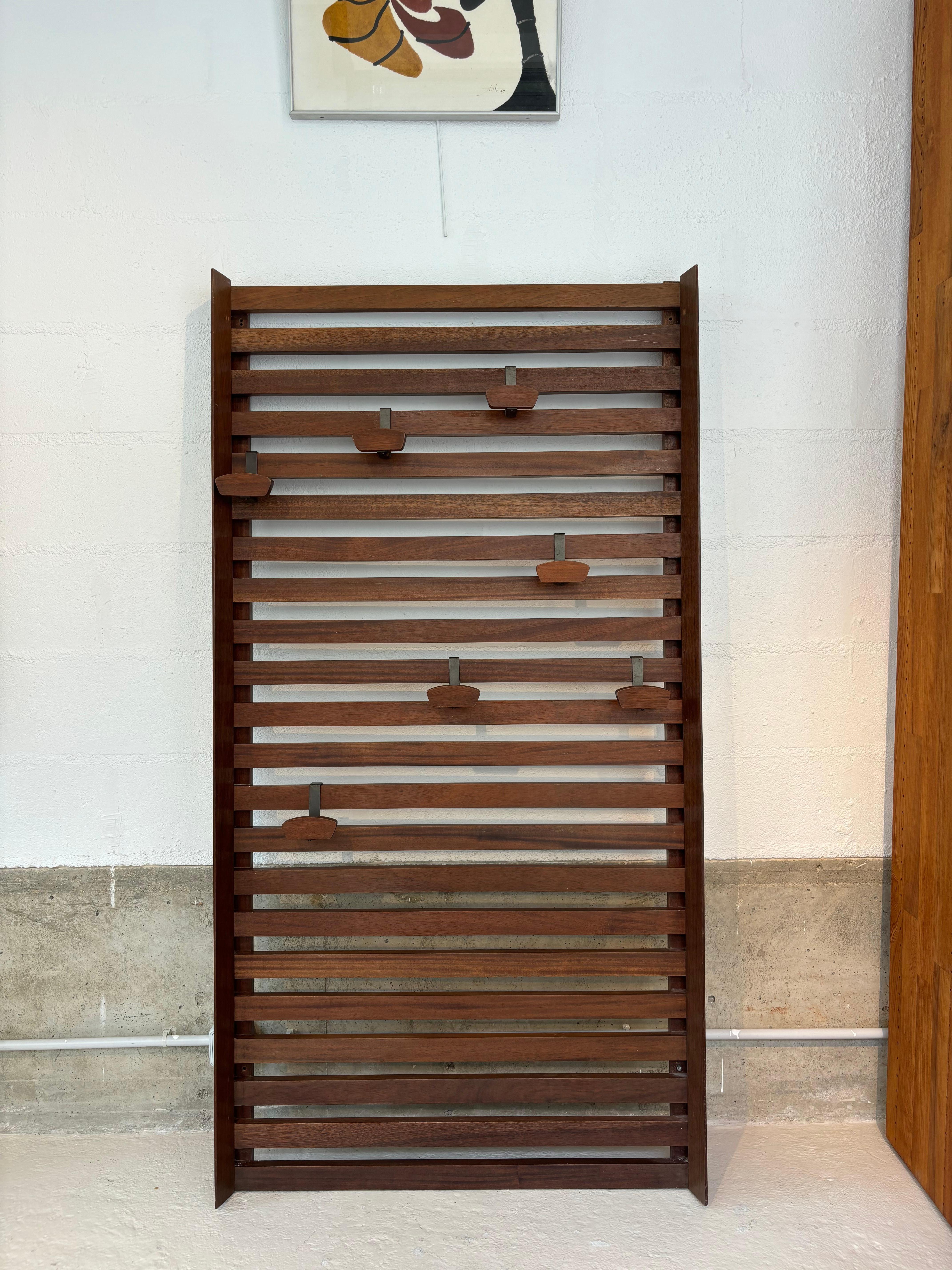 Mural coat rack by Georges Frydman For Sale 1
