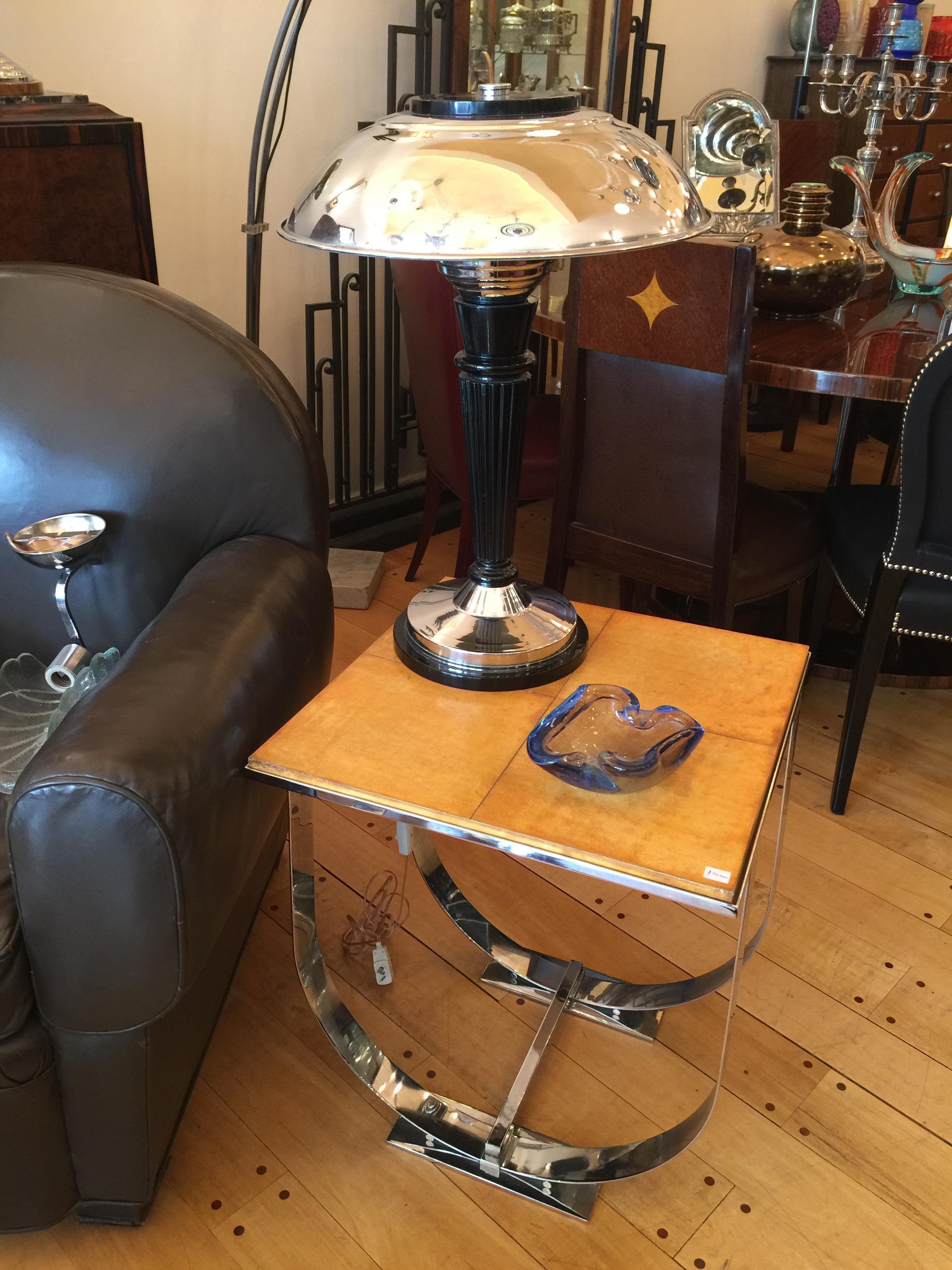 Murano

Dal 1982 siamo specializzati nella vendita di oggetti in stile Art Déco, Art Nouveau e Vintage. Per qualsiasi domanda siamo a vostra disposizione.
Premendo il pulsante 