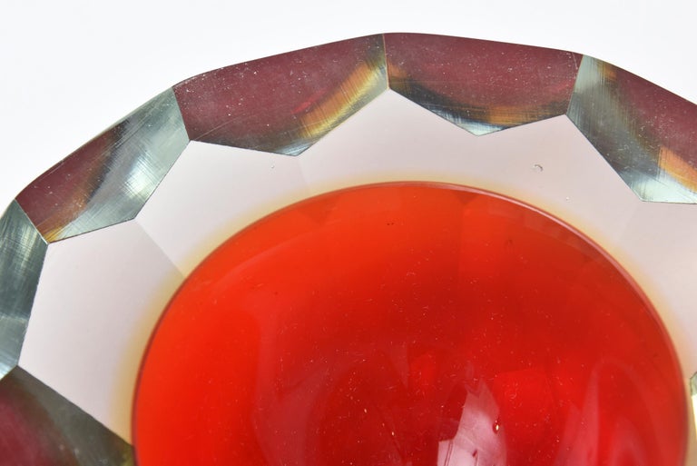 Blown Glass Murano Alessandro Mandruzzato Faceted Geode Red Glass Bowl or Caviar Bowl For Sale