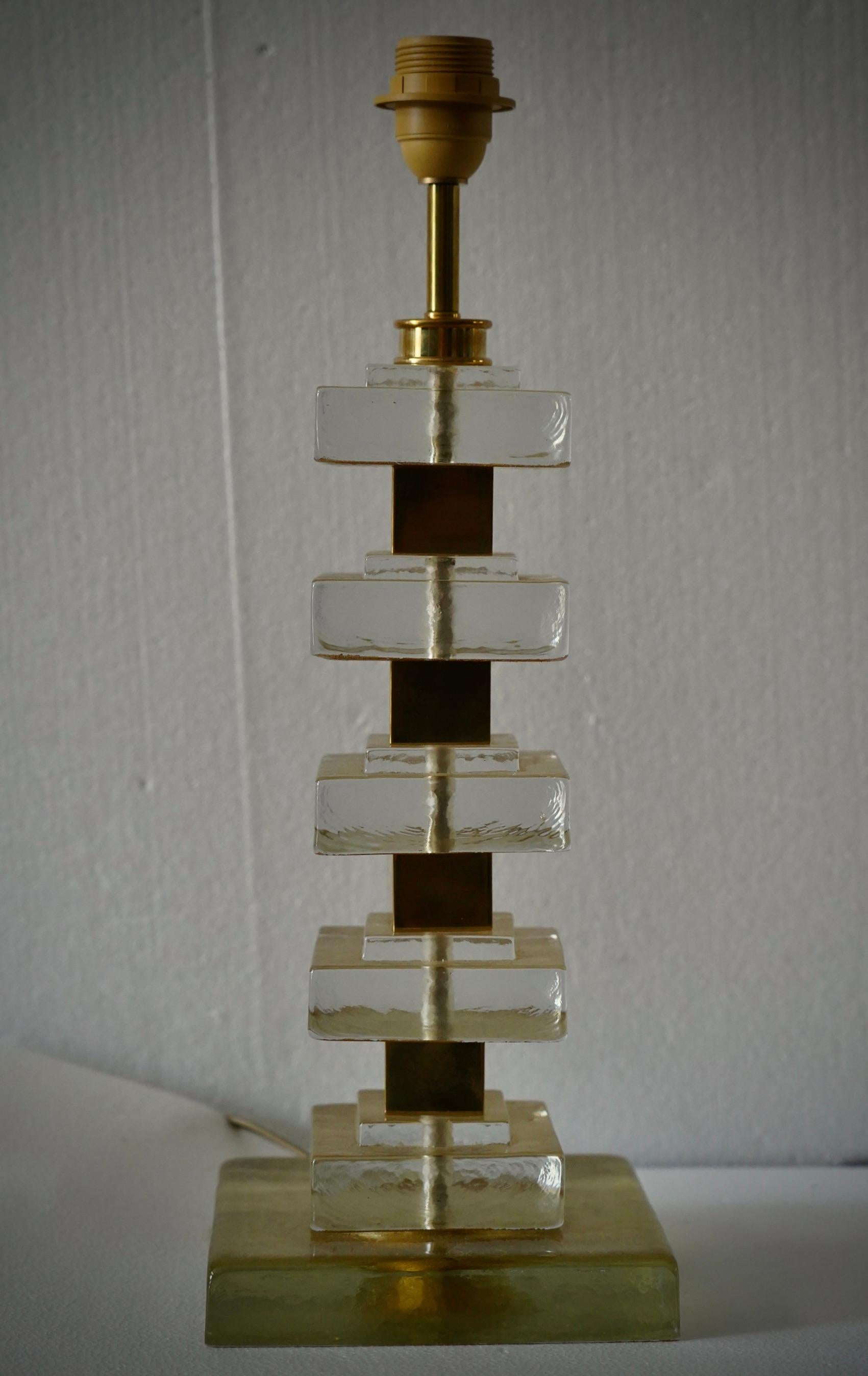 Lampe de bureau du milieu du siècle dernier en verre d'art de Murano ambré et or et laiton, 2000 en vente 1