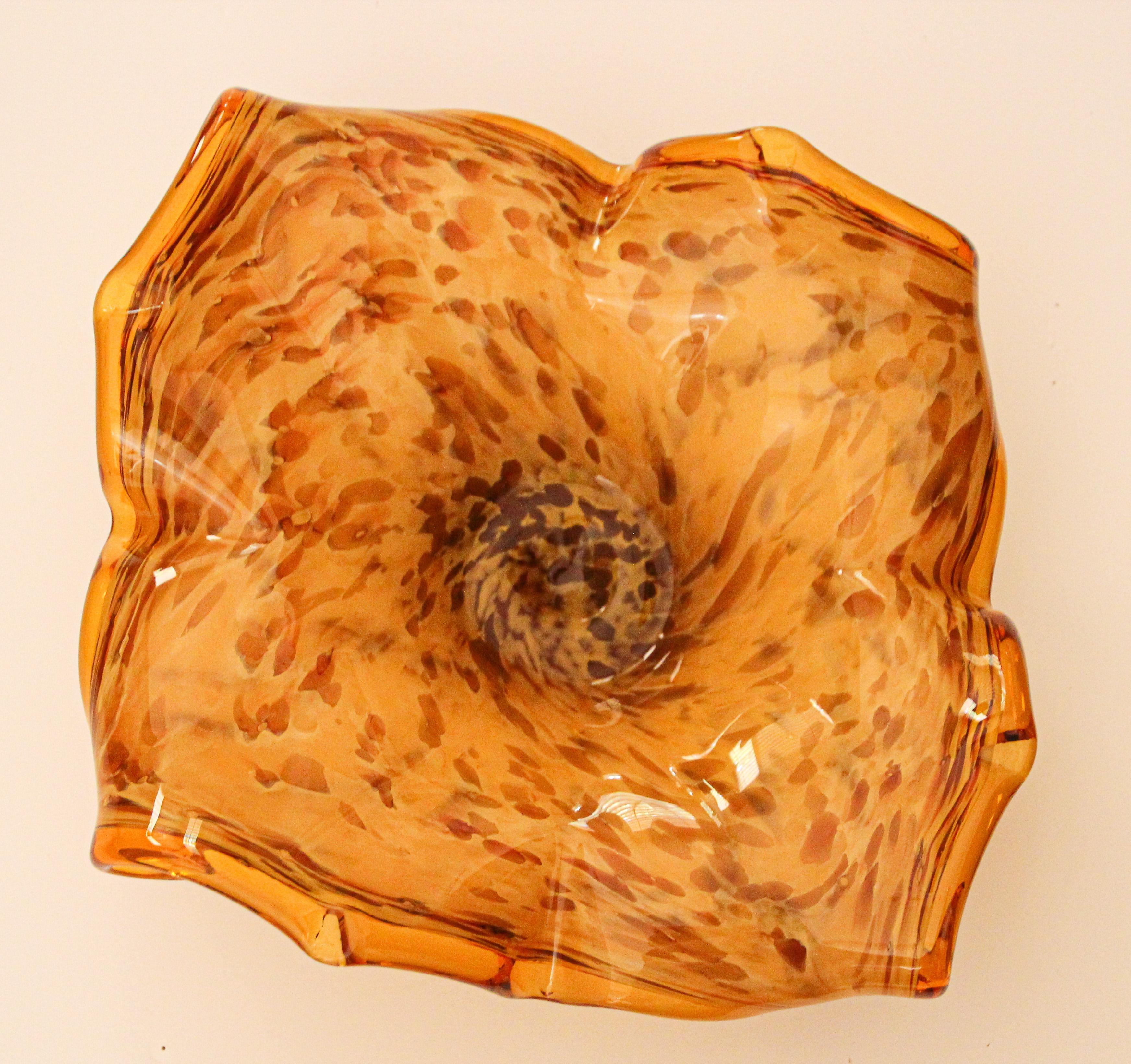 Murano Amber and Gold Venetian Handblown Art Glass Bowl 5