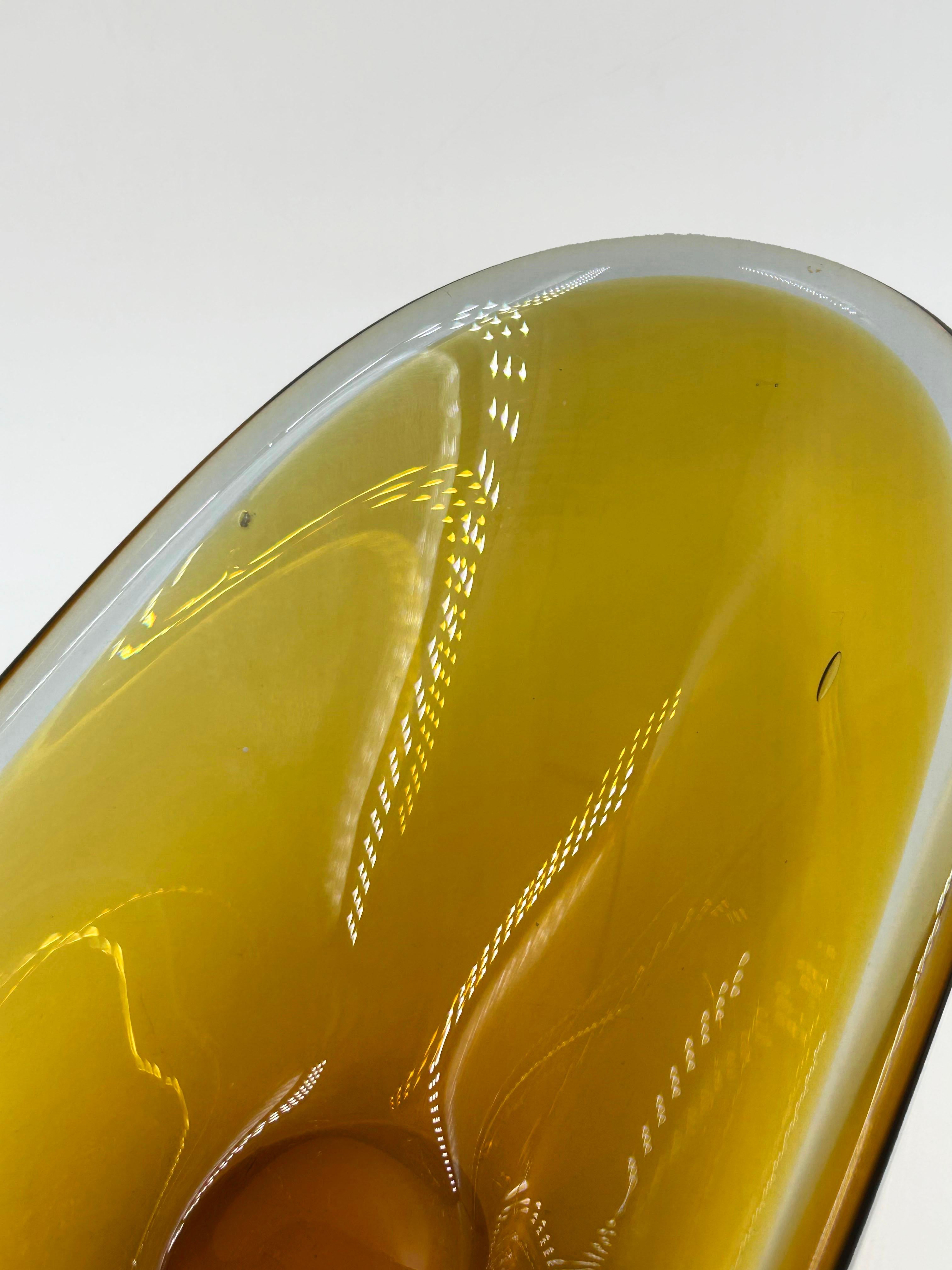 Murano Amber Glass Centerpiece Bowl, Italy, 1970s (Italienisch) im Angebot