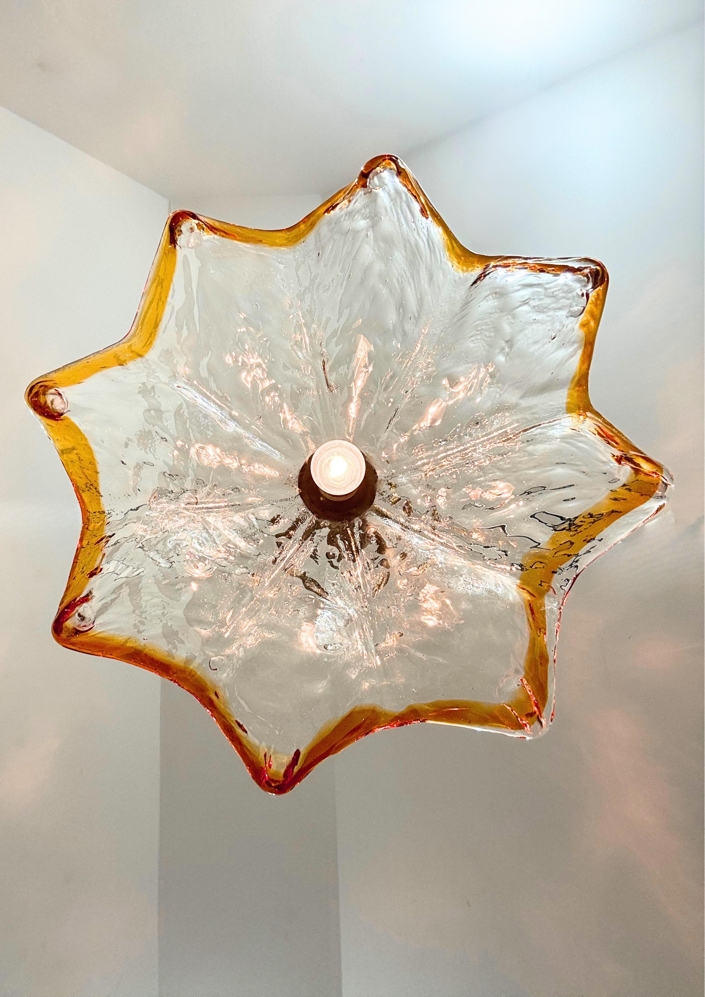 Lampada a sospensione a girasole in vetro ambrato di Murano di Mazzega Murano In condizioni buone in vendita a Torquay, GB