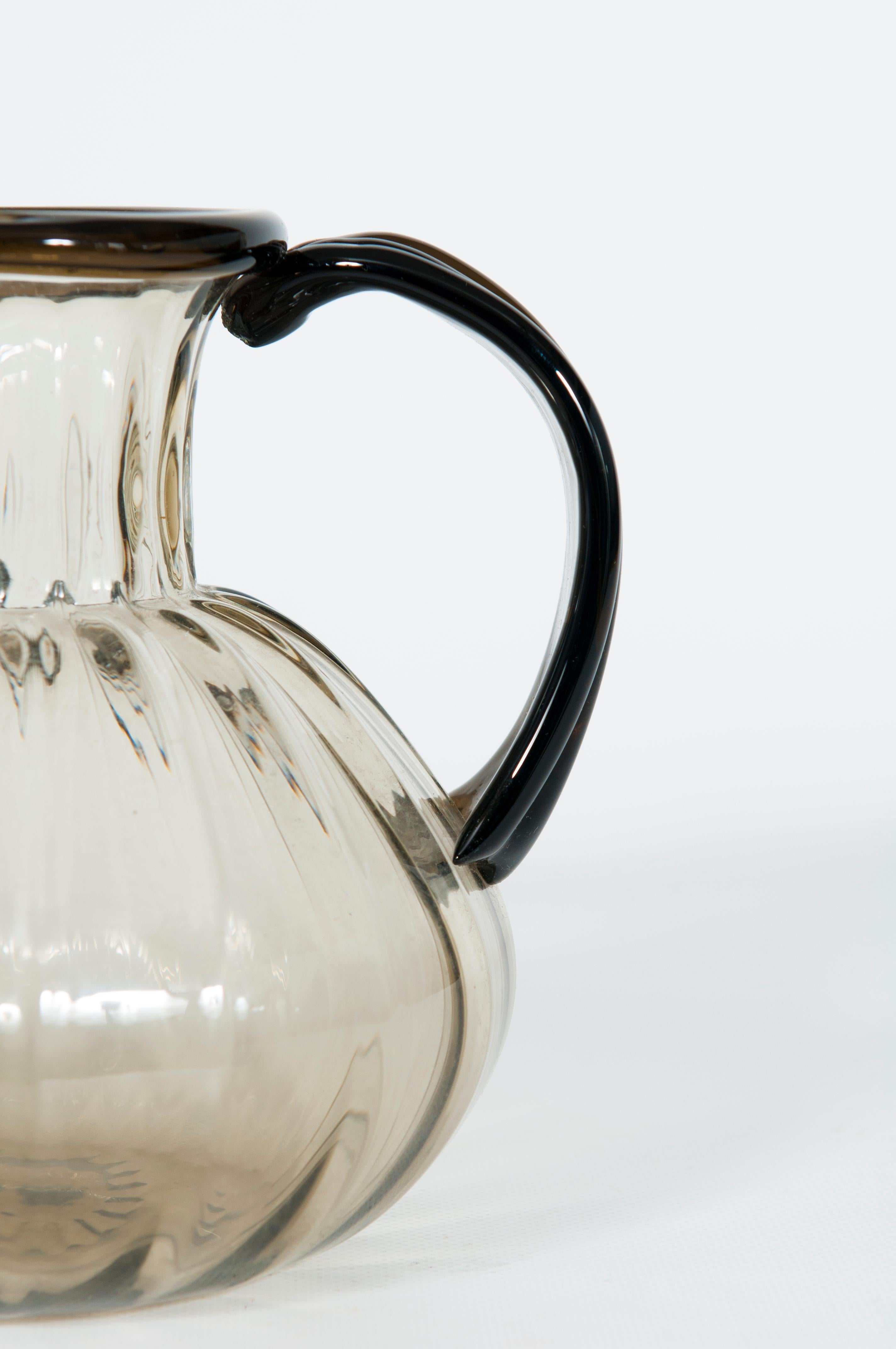 Murano Amphora Vase by Giovanni Dalla Fina, Circa 1970s Hecho a mano en venta