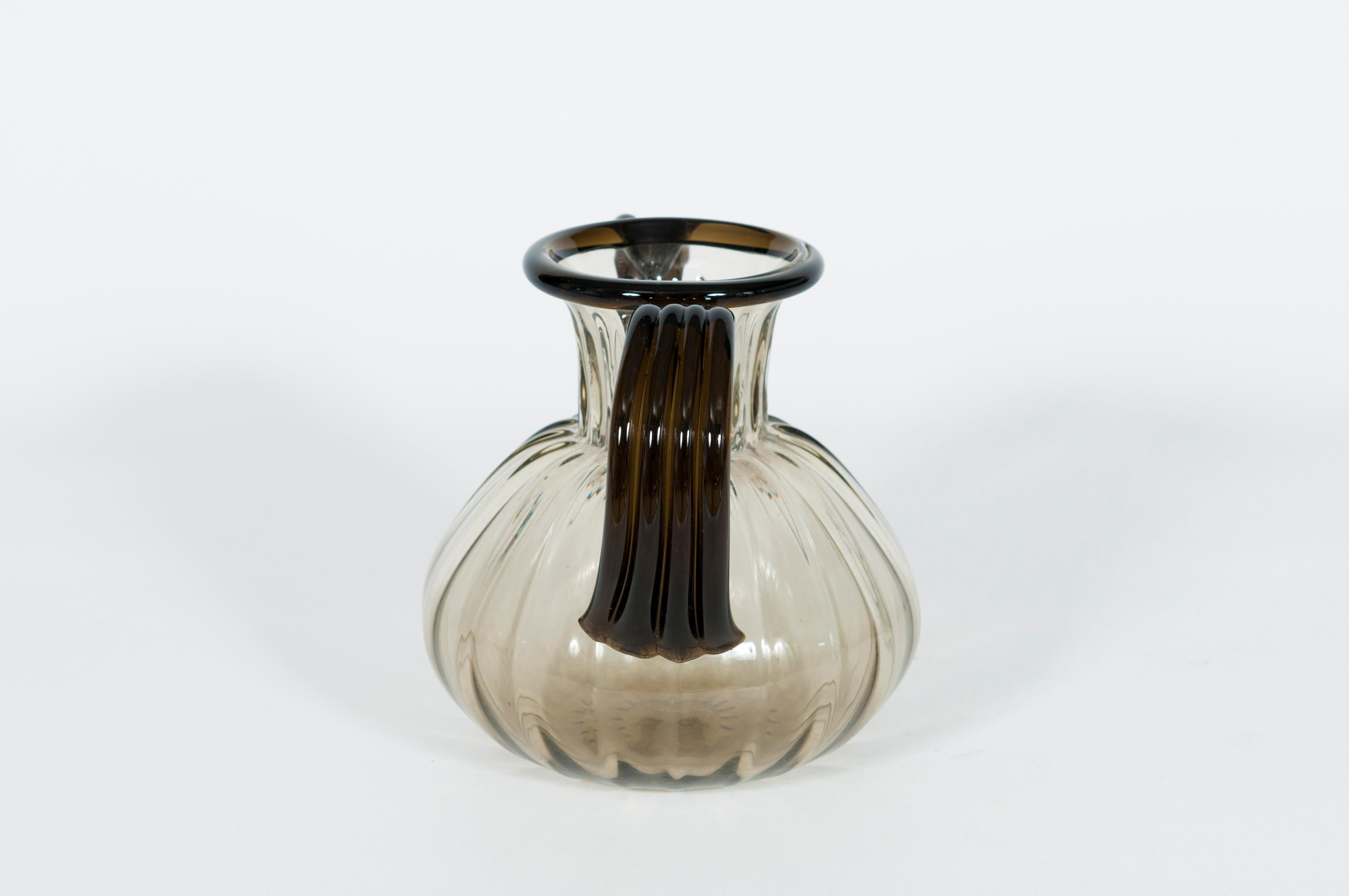 Murano Amphora Vase by Giovanni Dalla Fina, Circa 1970s en venta 1