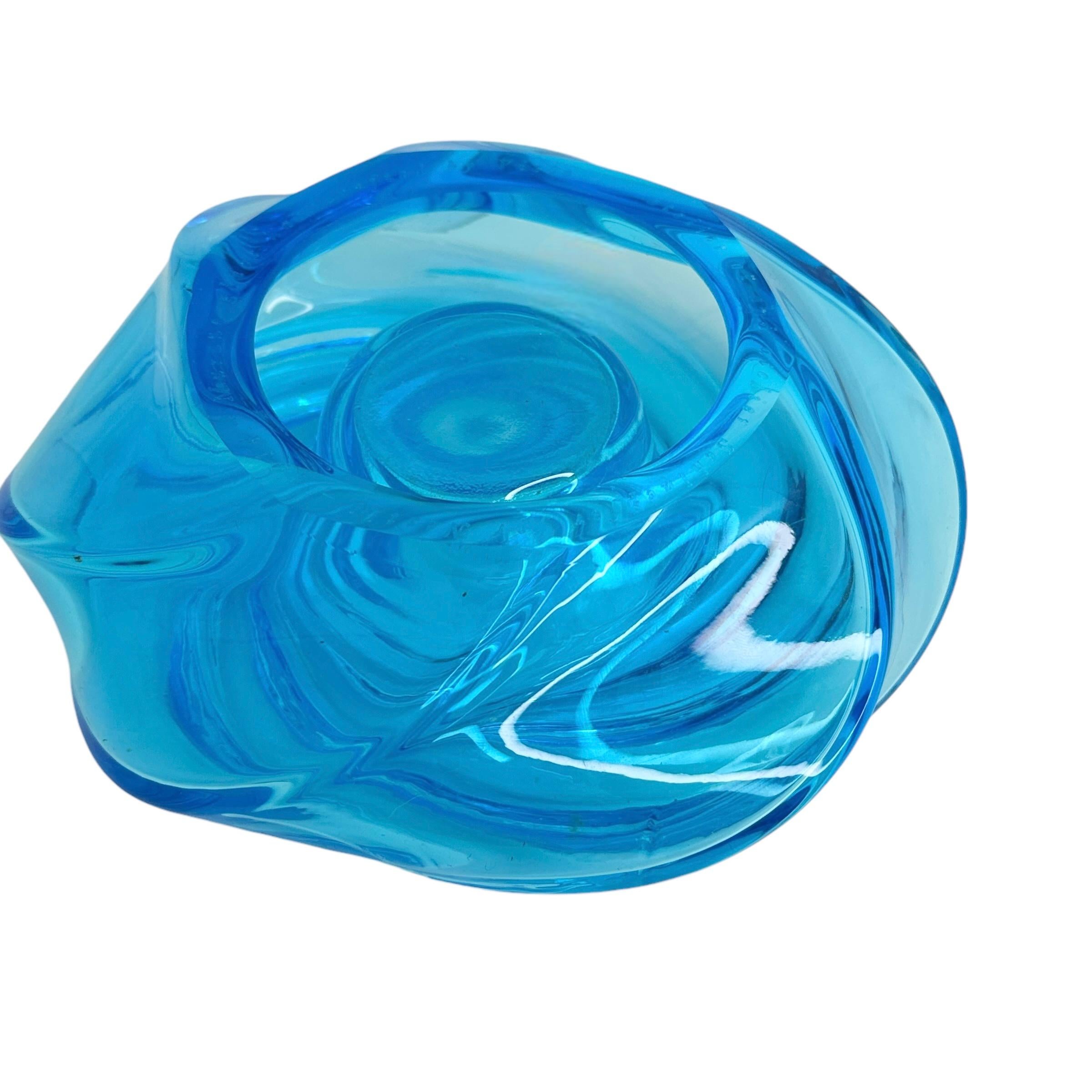 Vetro artistico Portacandele in vetro artistico di Murano blu acqua Vistosi Atelier Schlaepfer per Nestle in vendita