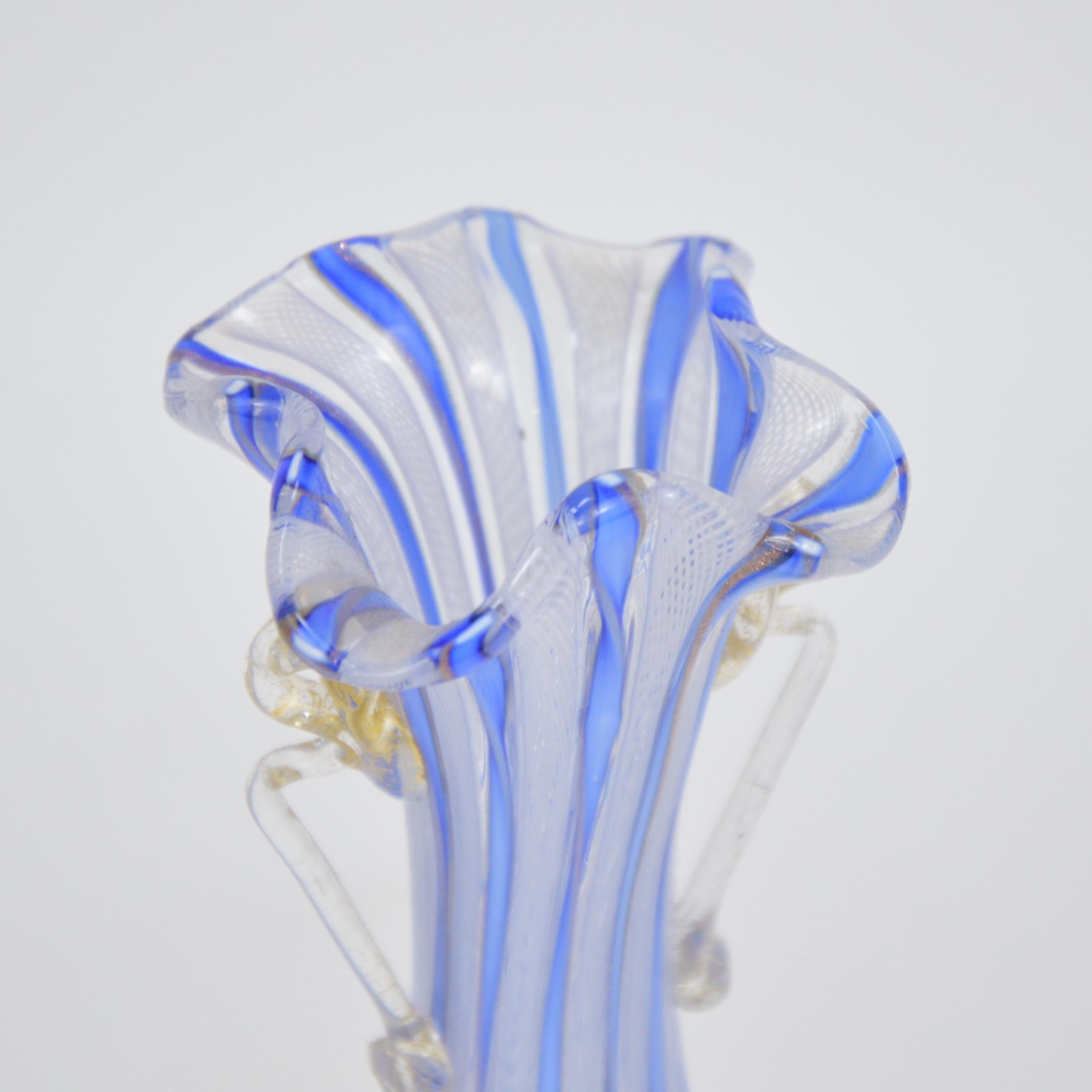 Murano Art blown Glass Vase White Stripe Italian For Sale 2