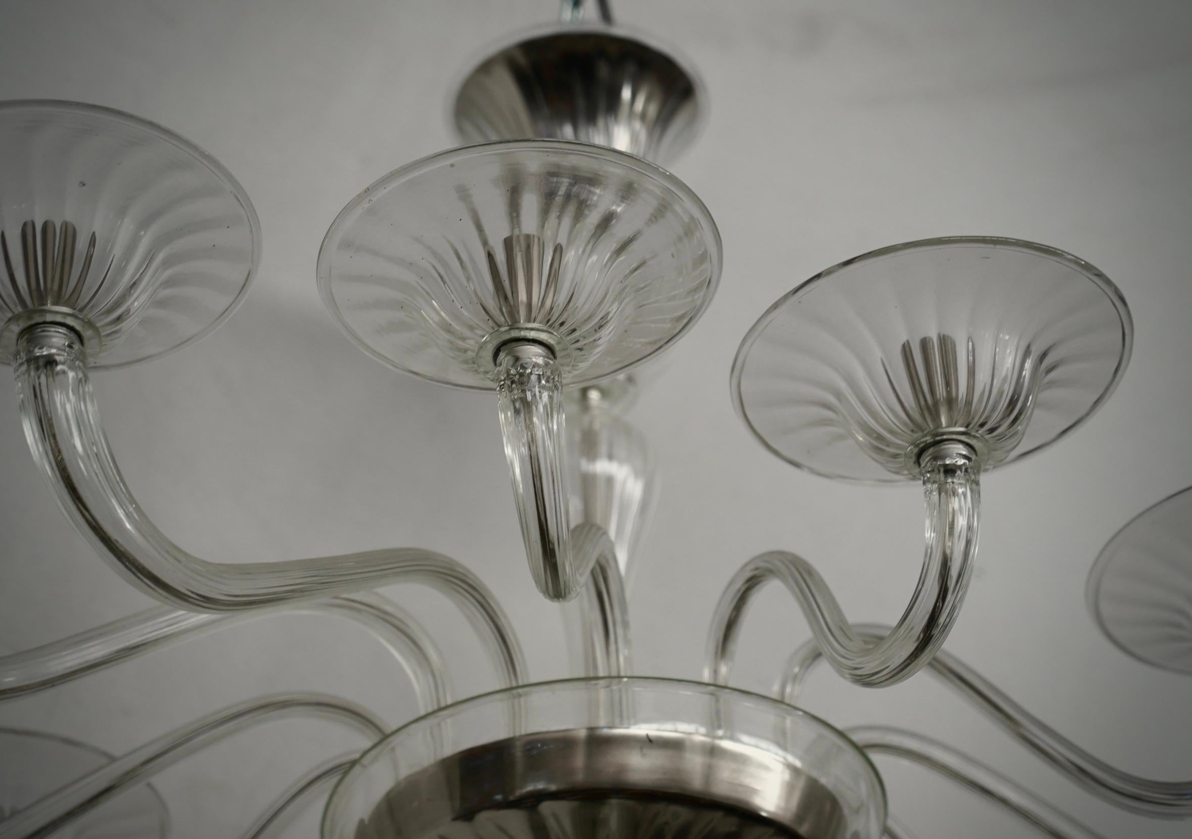 italien Lustre et pendentif ovale en verre transparent soufflé de Murano, milieu du siècle, 2000 en vente