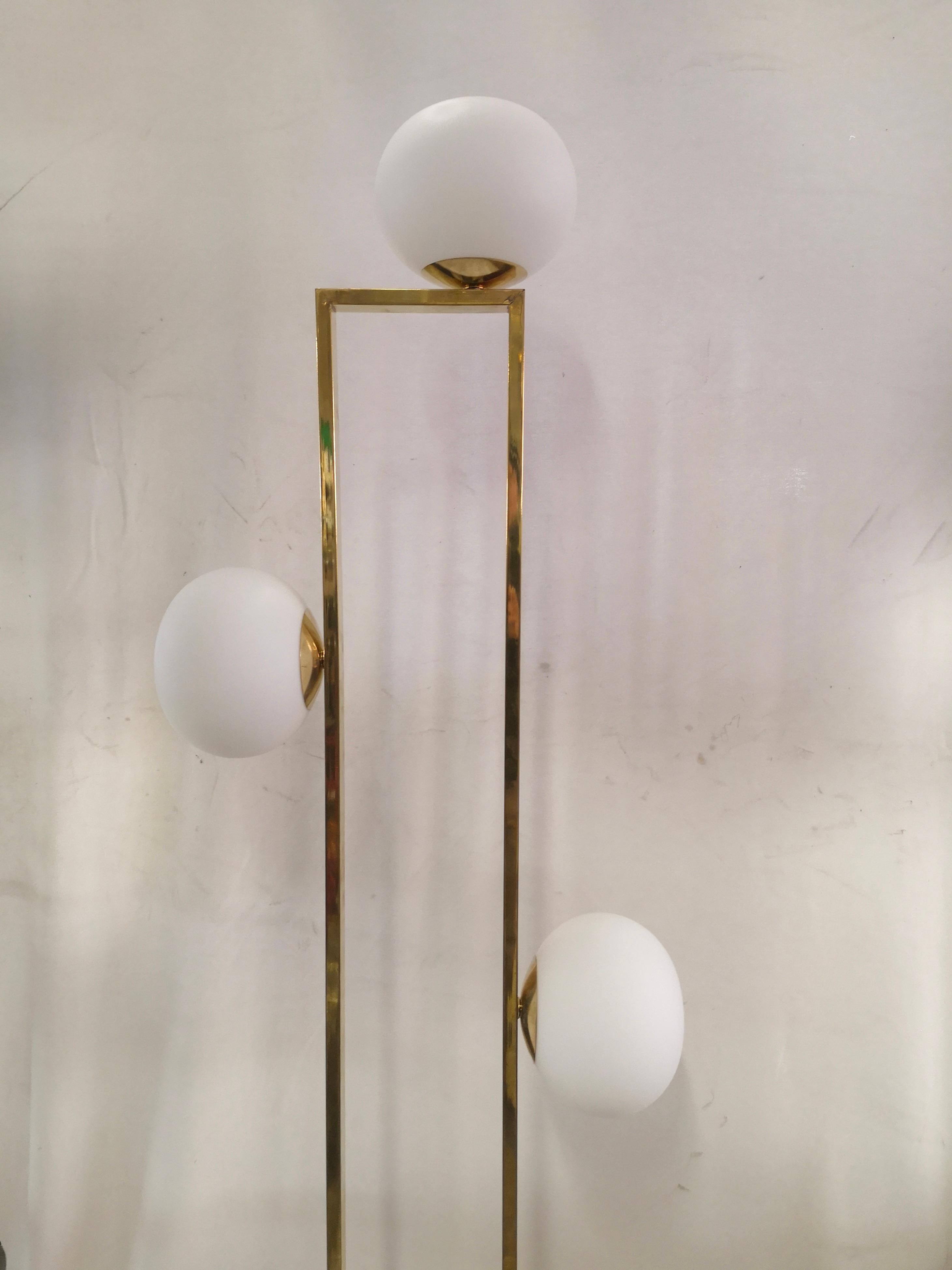 Ottone Lampada da terra in ottone e vetro Whiting di Murano, 2000 in vendita