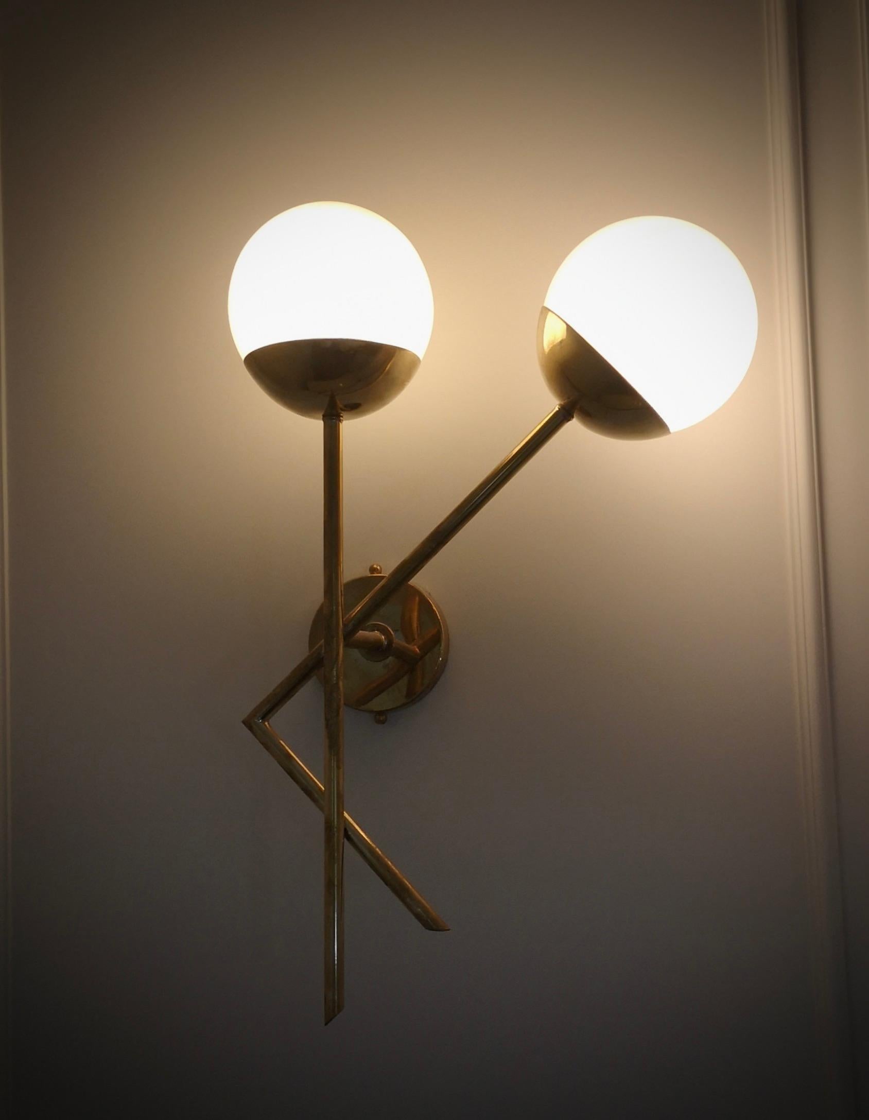 Aplique y Lámpara de Pared de Murano de Vidrio Artístico y Latón Color Crema, 2020 Moderno de mediados de siglo en venta