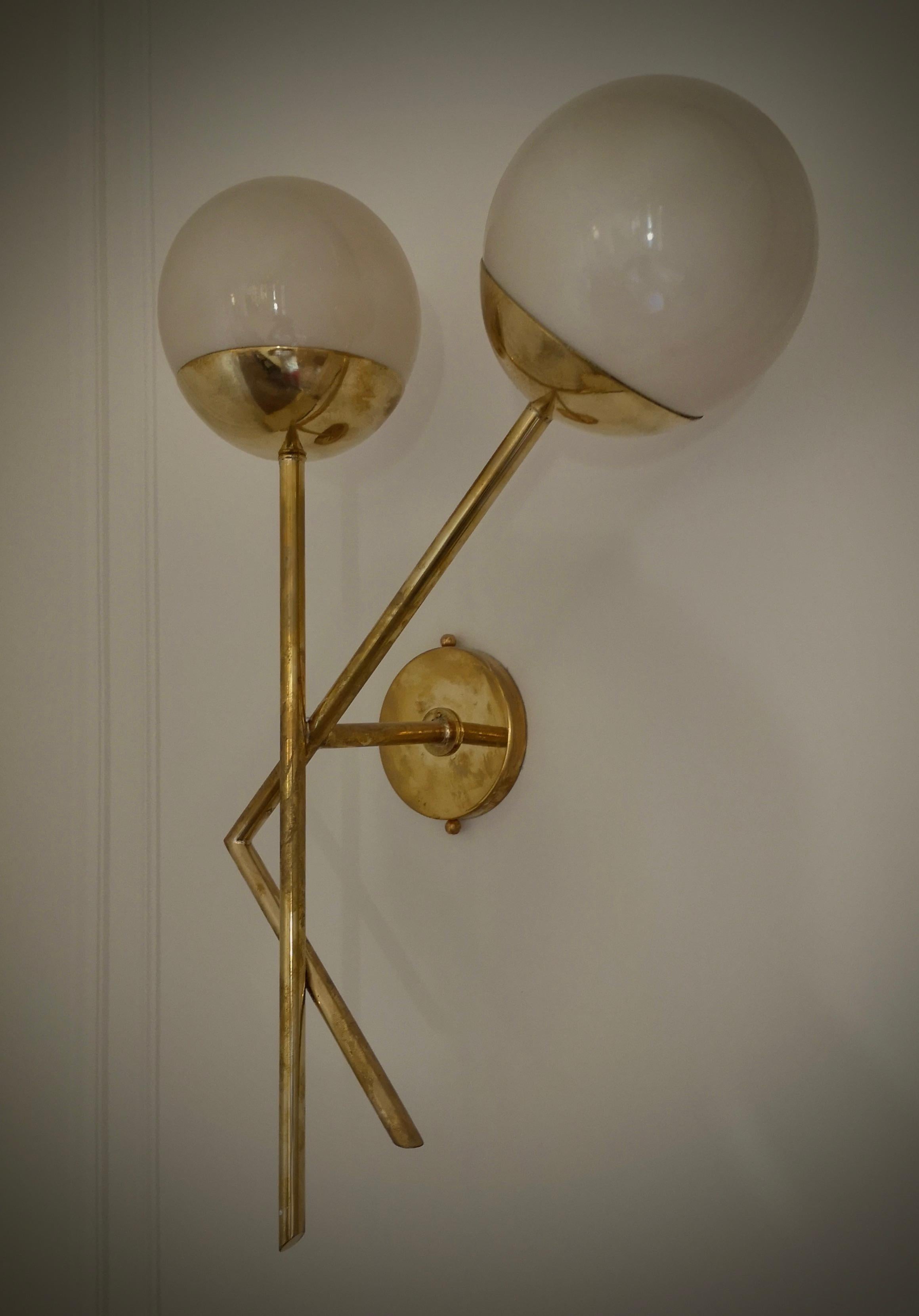 Aplique y Lámpara de Pared de Murano de Vidrio Artístico y Latón Color Crema, 2020 en Bueno estado para la venta en Rome, IT