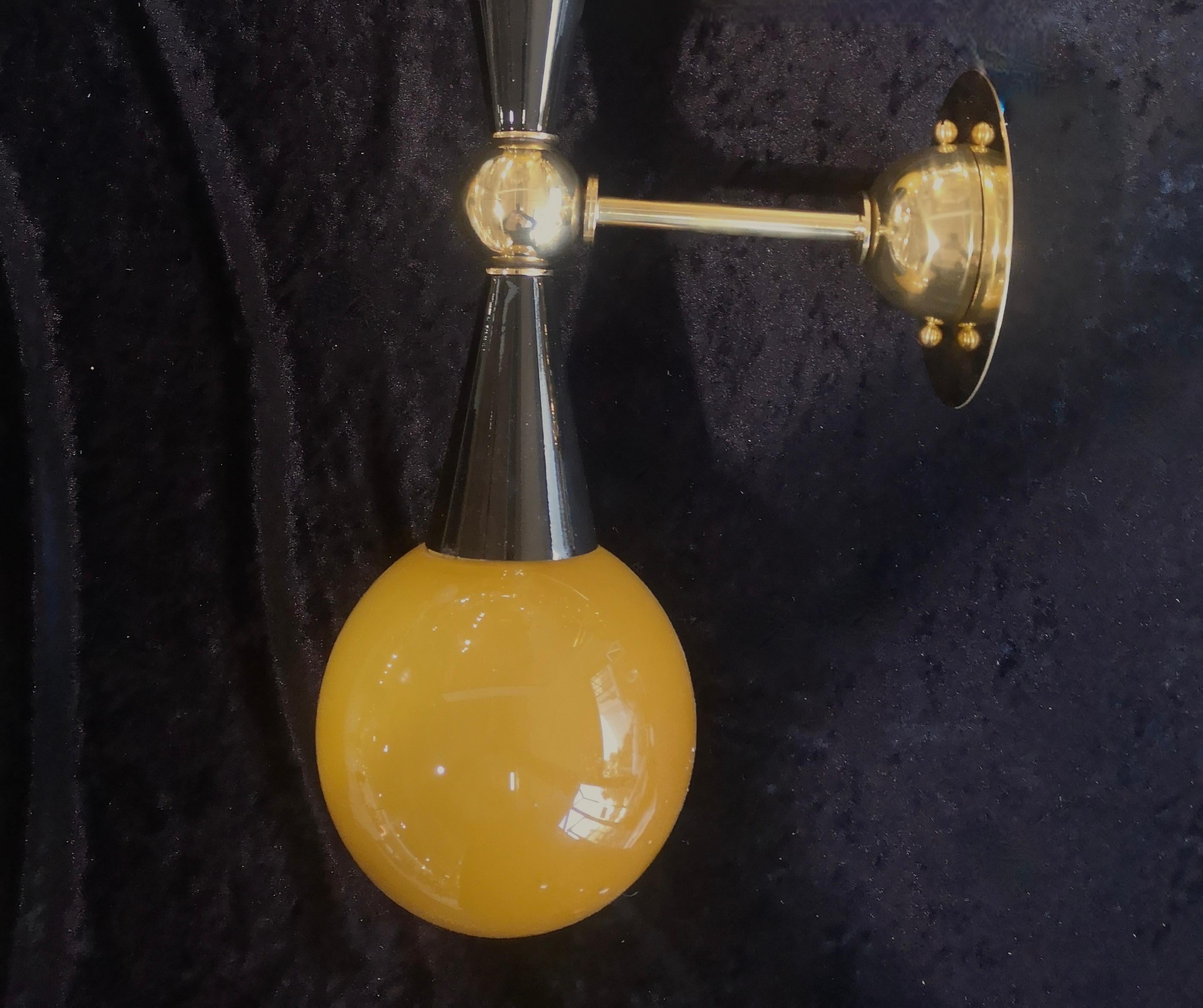 Italian Murano Art Glass and Brass Golden Yellow and Black MidCentury Wall Light, 2000 For Sale