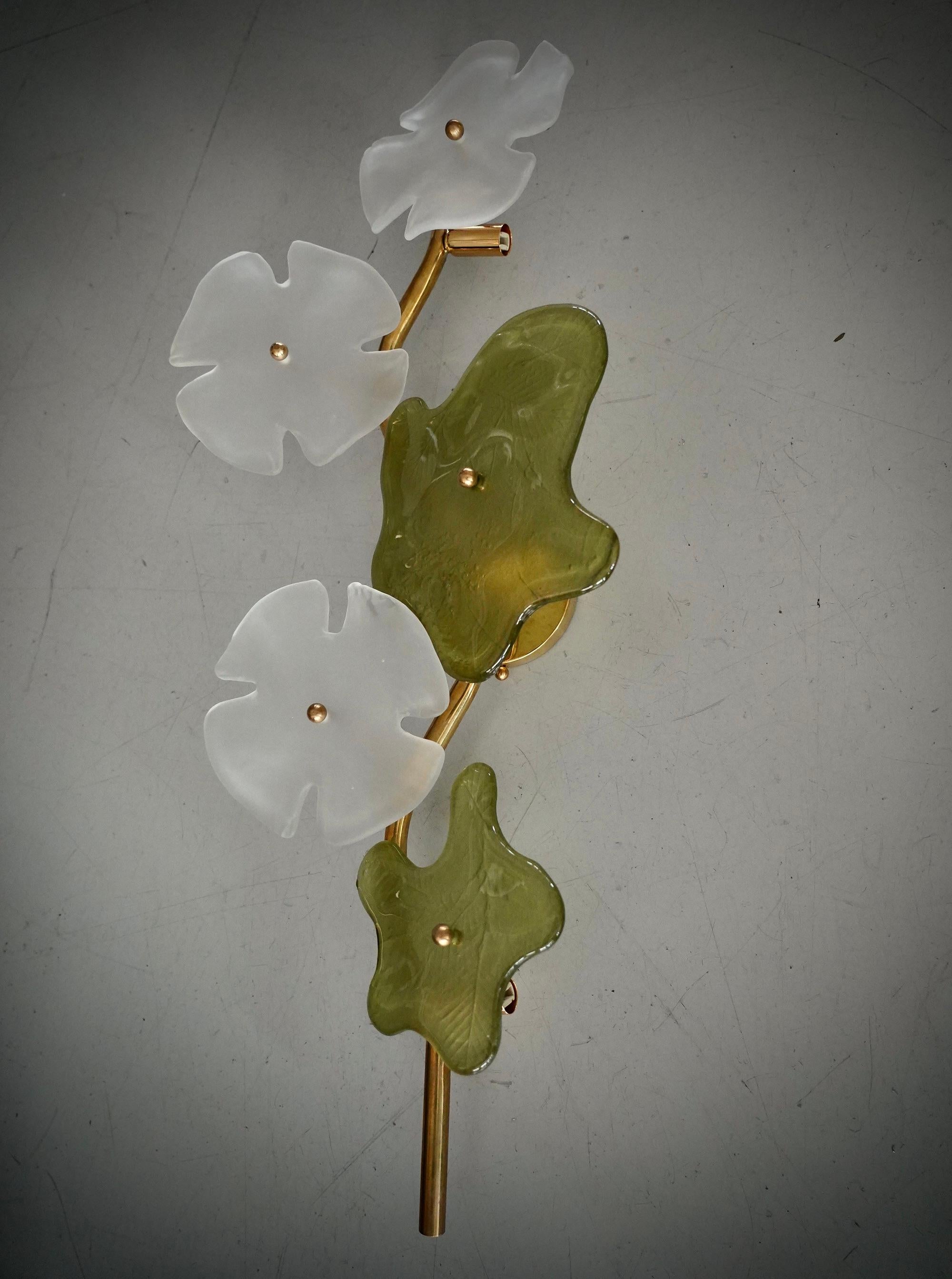 Murano Art Glass and Brass Green and Ice White Wall Light and Sconces, 2000 For Sale 1