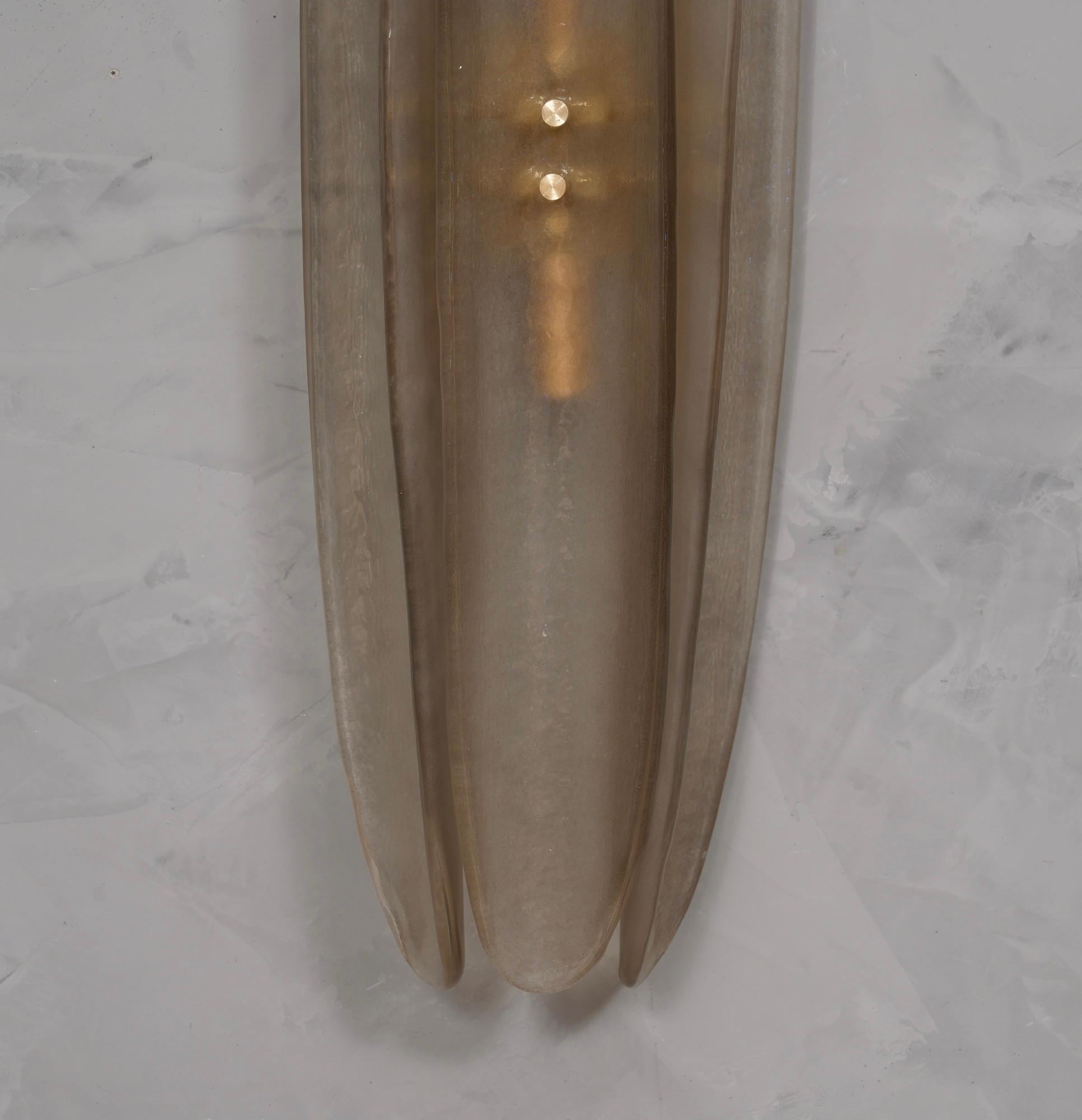 Murano Art Glass and Brass Smoked Color Mid-Century Wall Light and Sconces, 1980 In Good Condition For Sale In Rome, IT