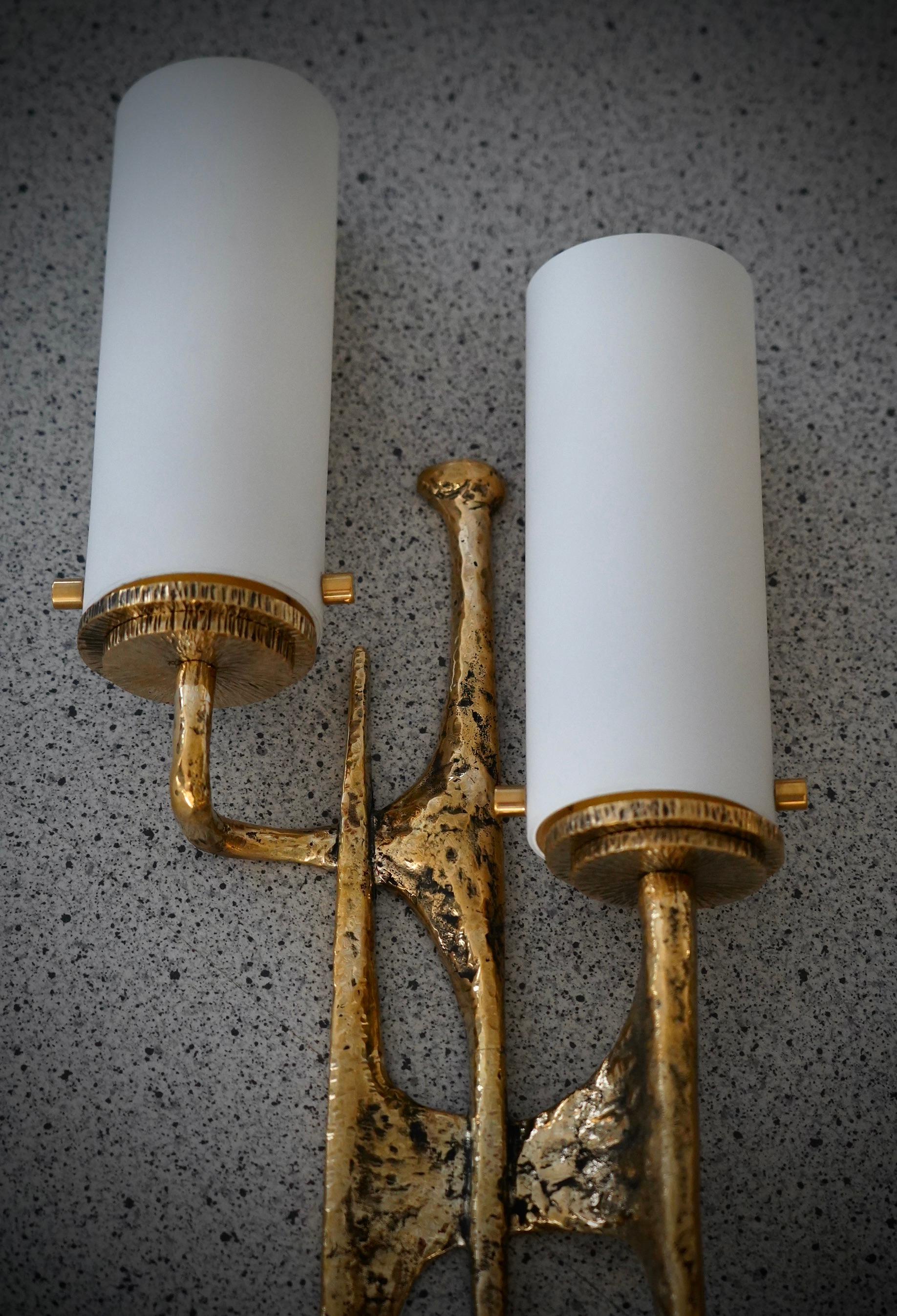 Aplique y Lámpara de Pared de Vidrio Artístico de Murano y Latón Color Blanco, 2020 Moderno de mediados de siglo en venta