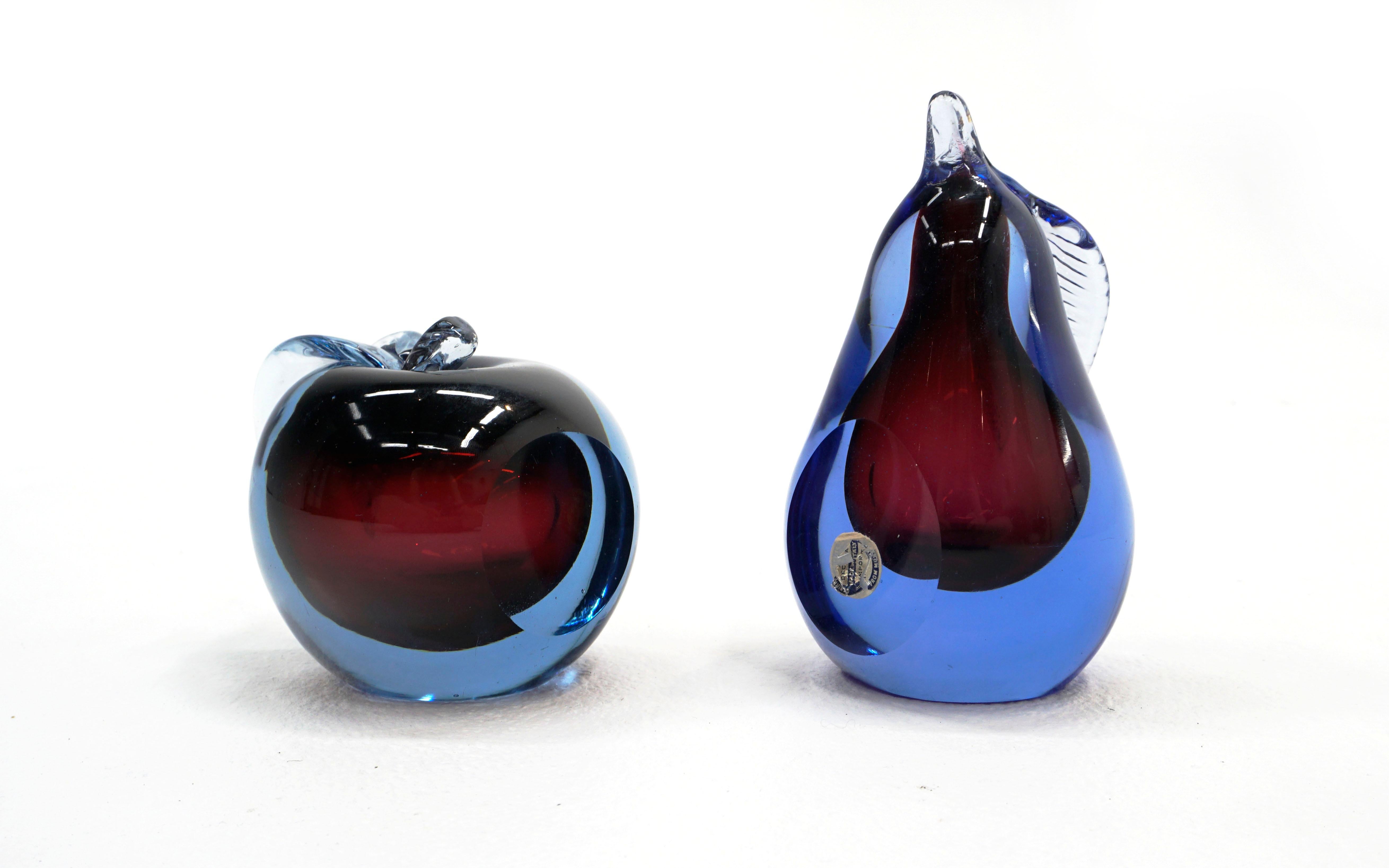 Mid-Century Modern Murano Art Glass Apple and Pear, Hand Blown, Blue, Purple, Excellent Condition For Sale