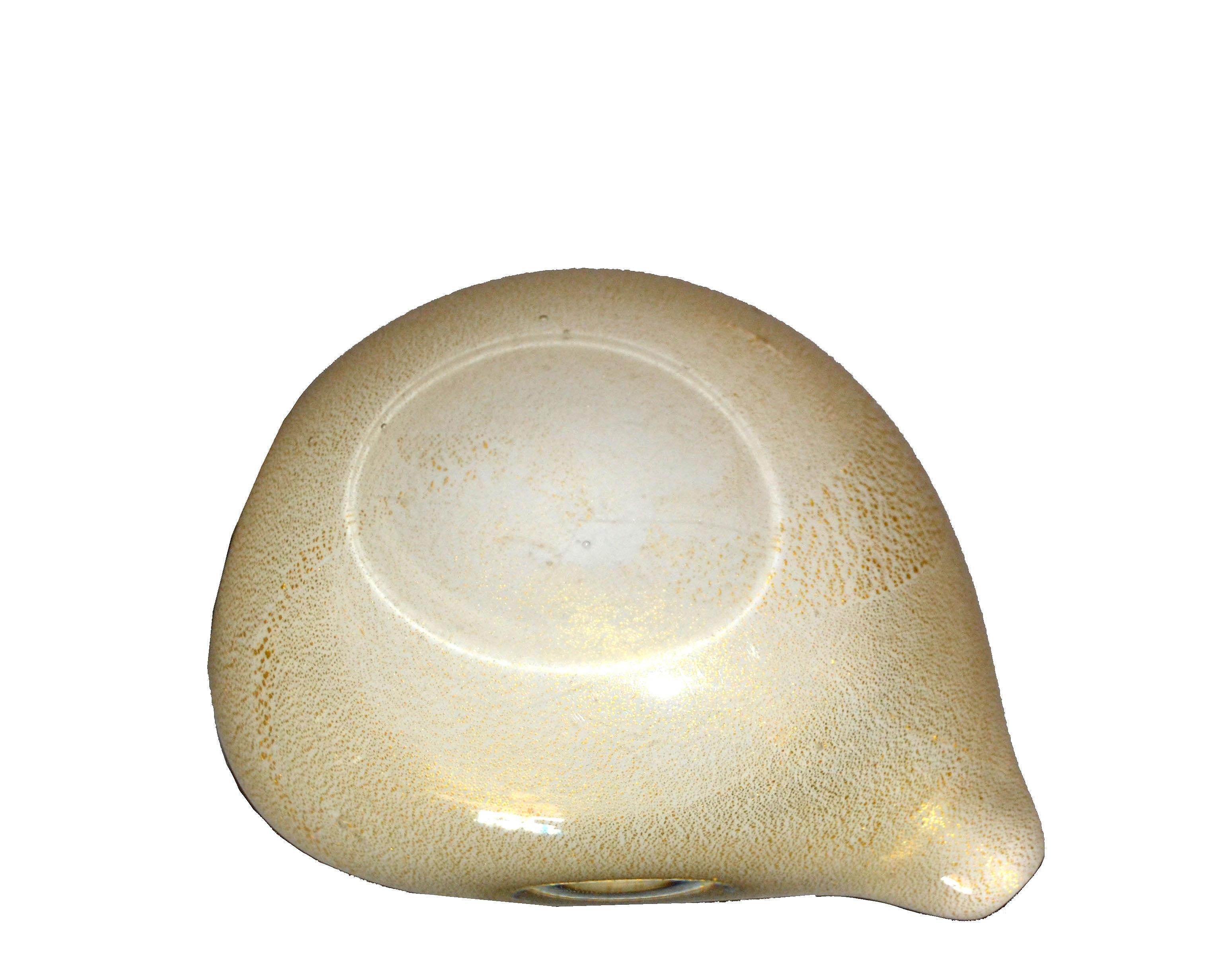 Gold Leaf Murano Art Glass Beige & Gold Flecks Catchall, Bowl Inspired by Alfredo Barbini For Sale