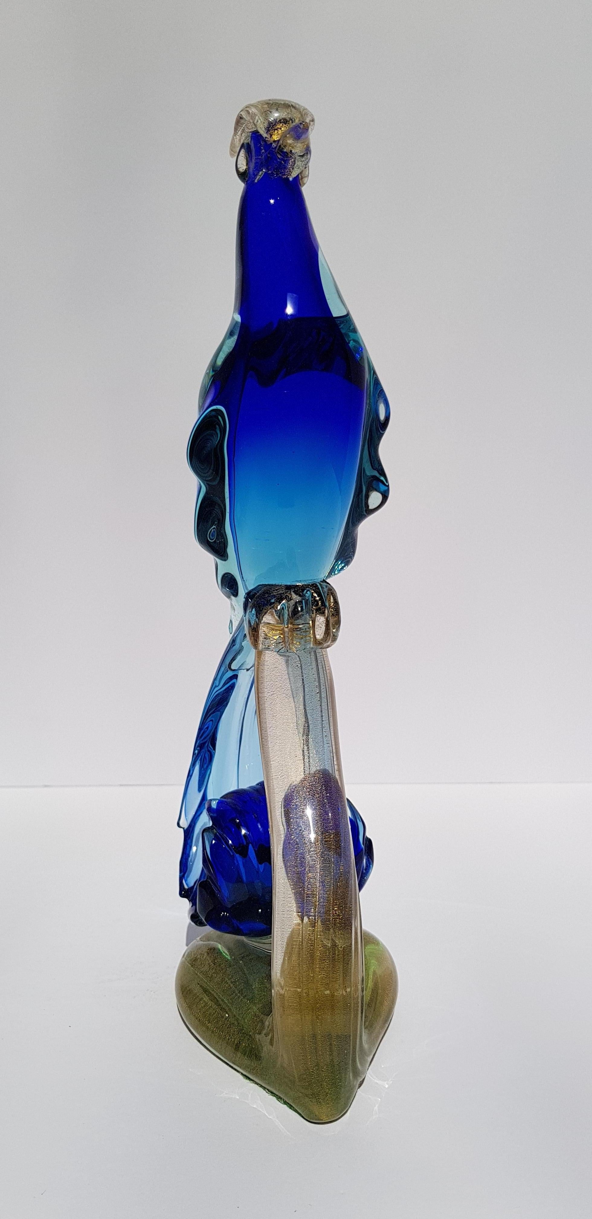 Uccello del paradiso in vetro di Murano Scultura di pavone Barbini Sommerso Metà secolo In condizioni ottime in vendita a Palm Beach, FL