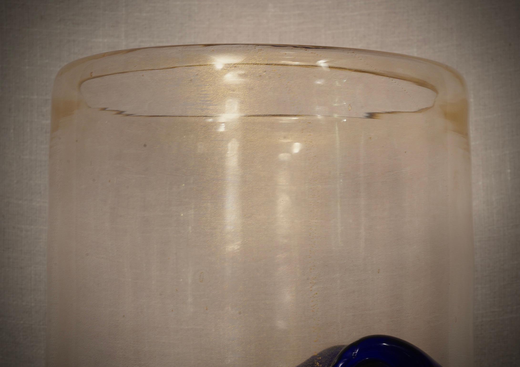 Jarrón de cristal soplado de Murano de color dorado y azul de mediados de siglo, 2000 Italiano en venta