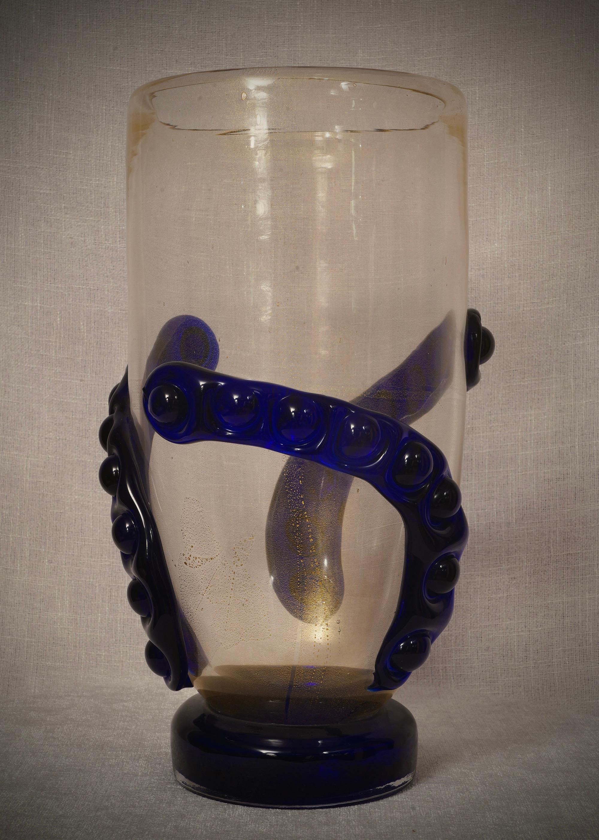 Jarrón de cristal soplado de Murano de color dorado y azul de mediados de siglo, 2000 en Bueno estado para la venta en Roma, Lazio