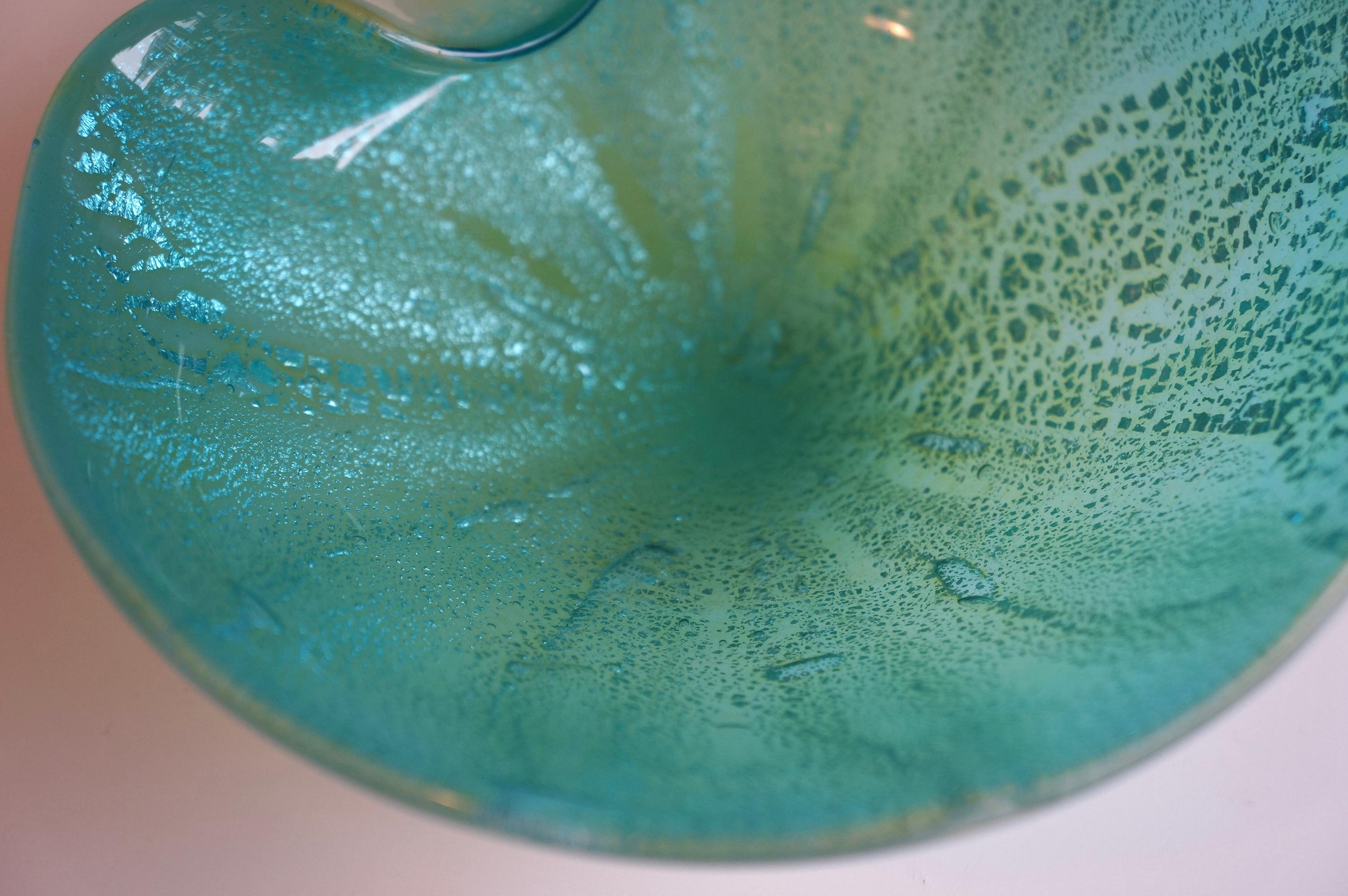 Bol décoratif bleu aventurine en verre d'art de Murano Bon état - En vente à Toronto, ON