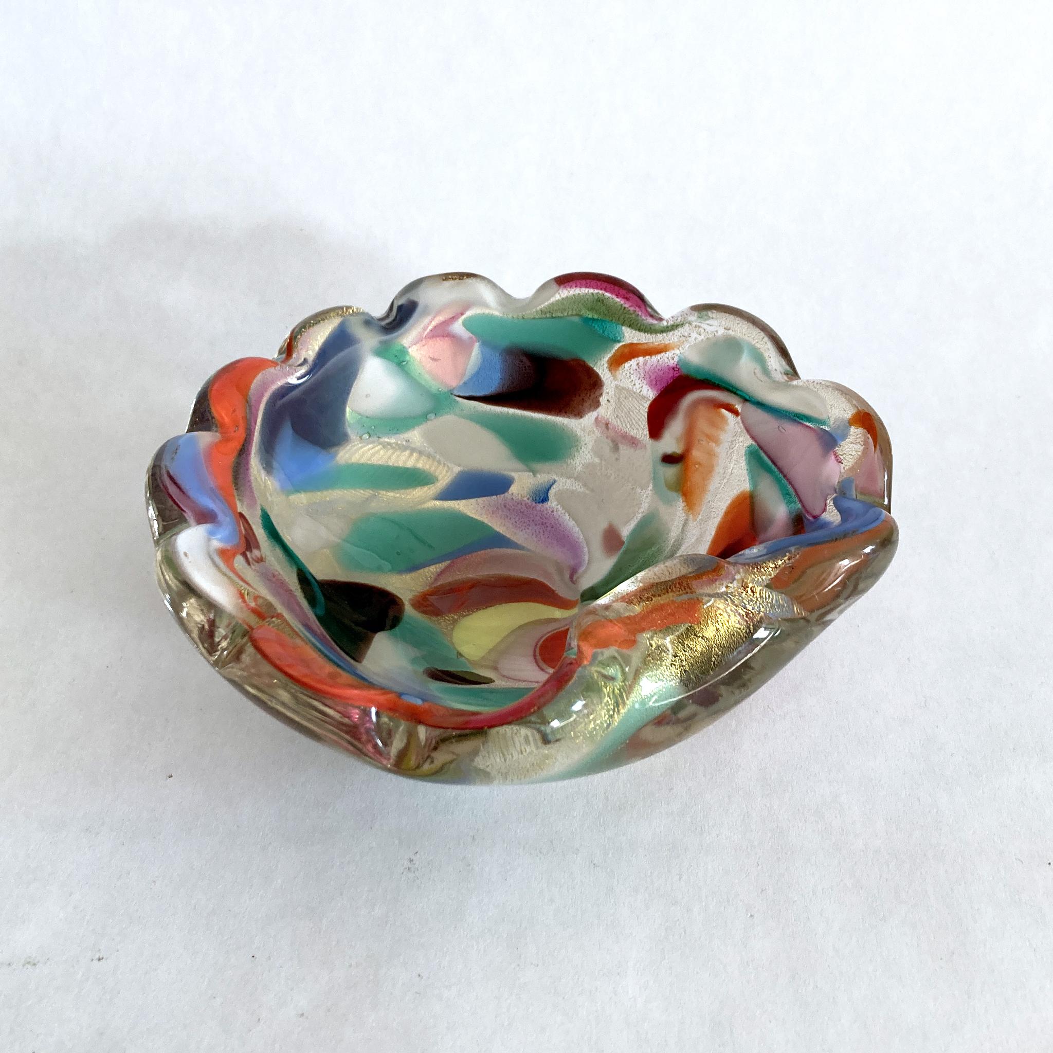Hand-Crafted Murano Art Glass Bowl, AVEM Arte Vetraria Muranese, Tutti Frutti Multicolor  For Sale