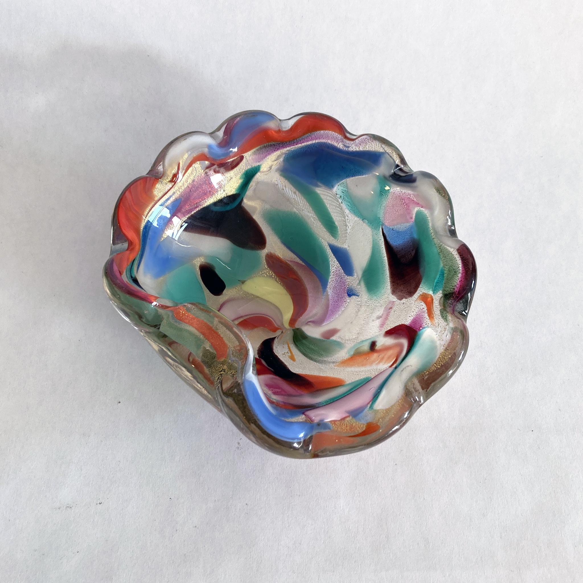 Mid-20th Century Murano Art Glass Bowl, AVEM Arte Vetraria Muranese, Tutti Frutti Multicolor  For Sale