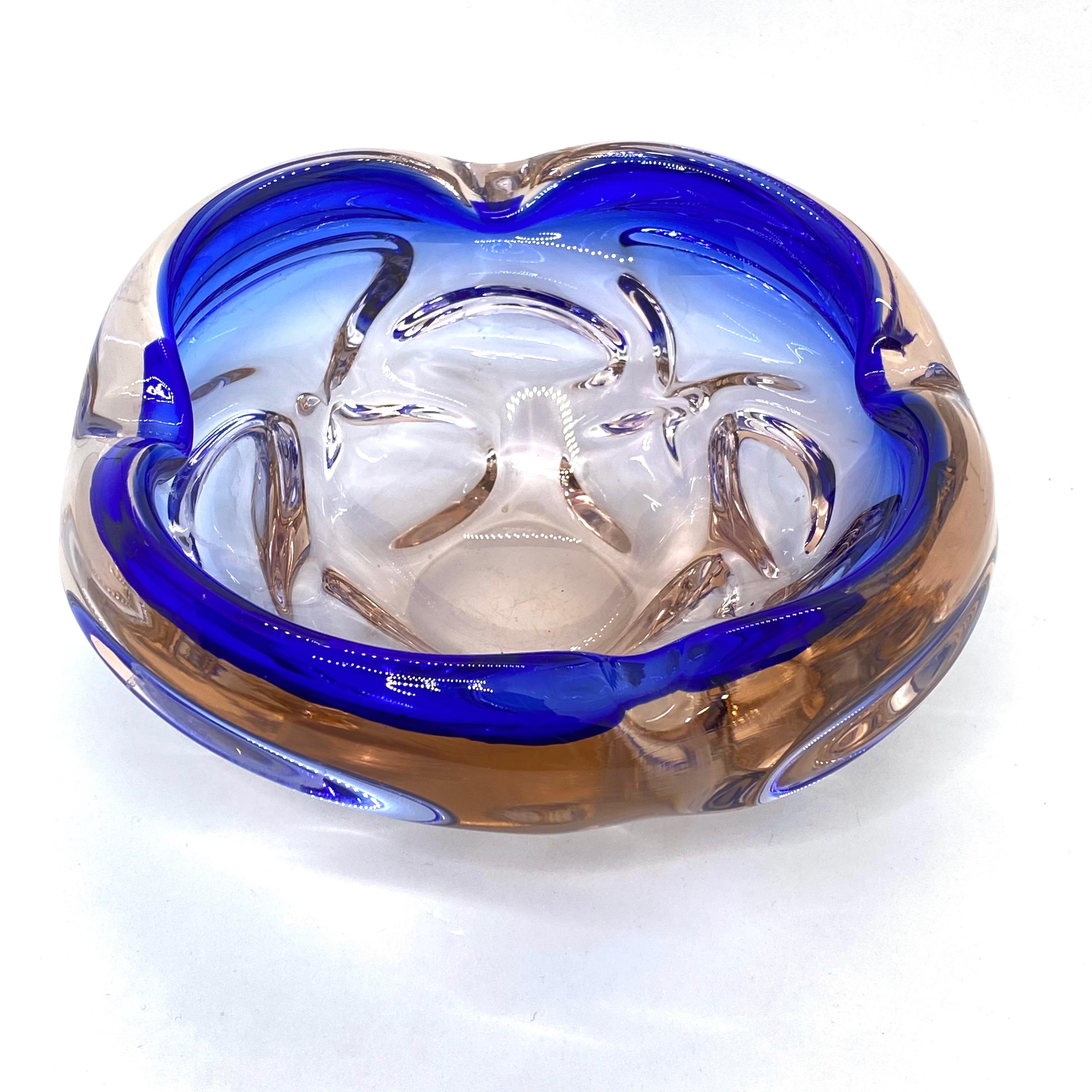 Murano Art Glass Bowl Catchall roségold and blue, Vintage, Italy, 1970s In Good Condition For Sale In Nuernberg, DE