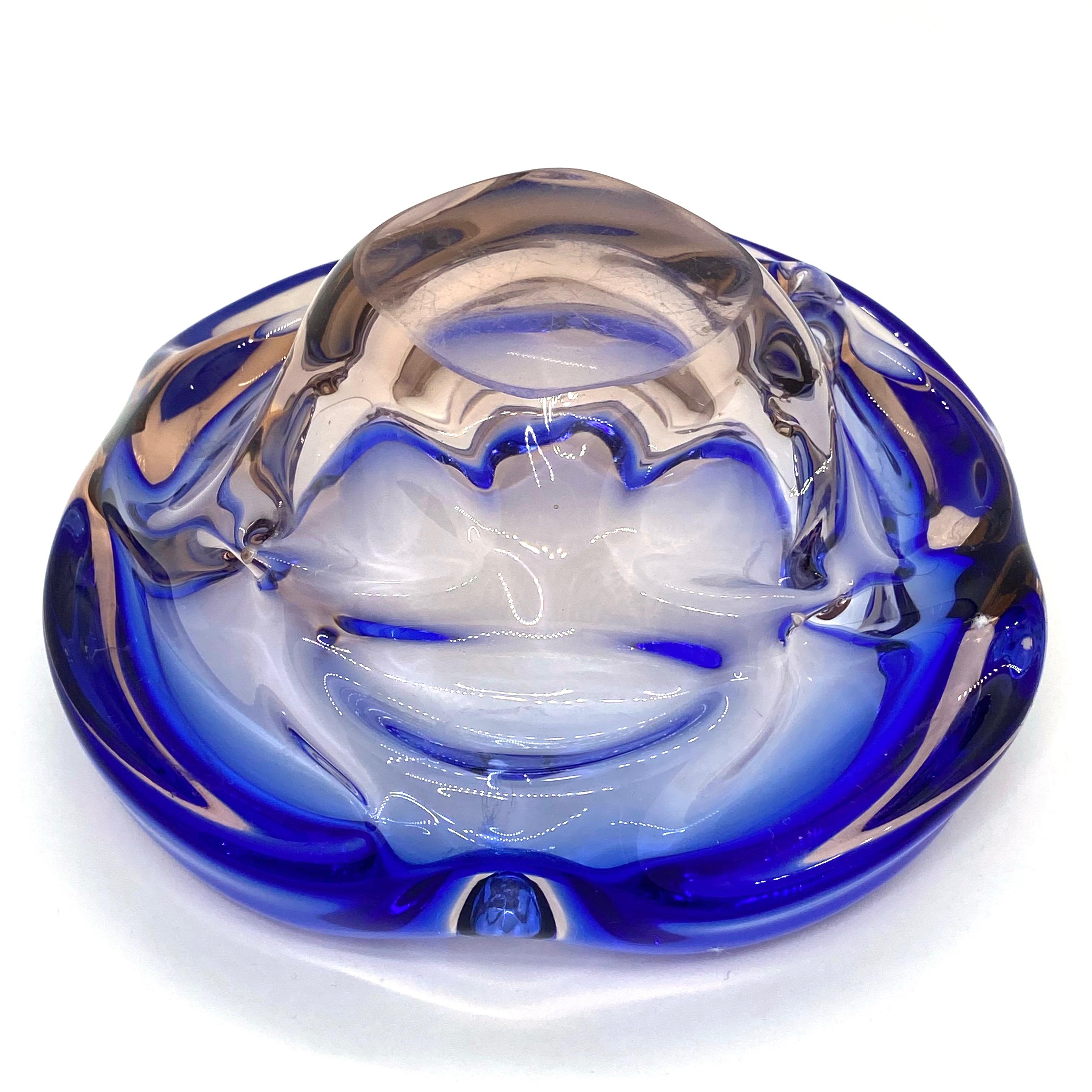 Late 20th Century Murano Art Glass Bowl Catchall roségold and blue, Vintage, Italy, 1970s For Sale