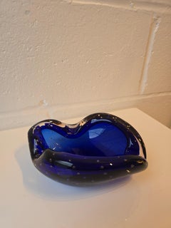 Murano Art Glass Bullicante Sommerso Cobalt Blue Decorative Bowl