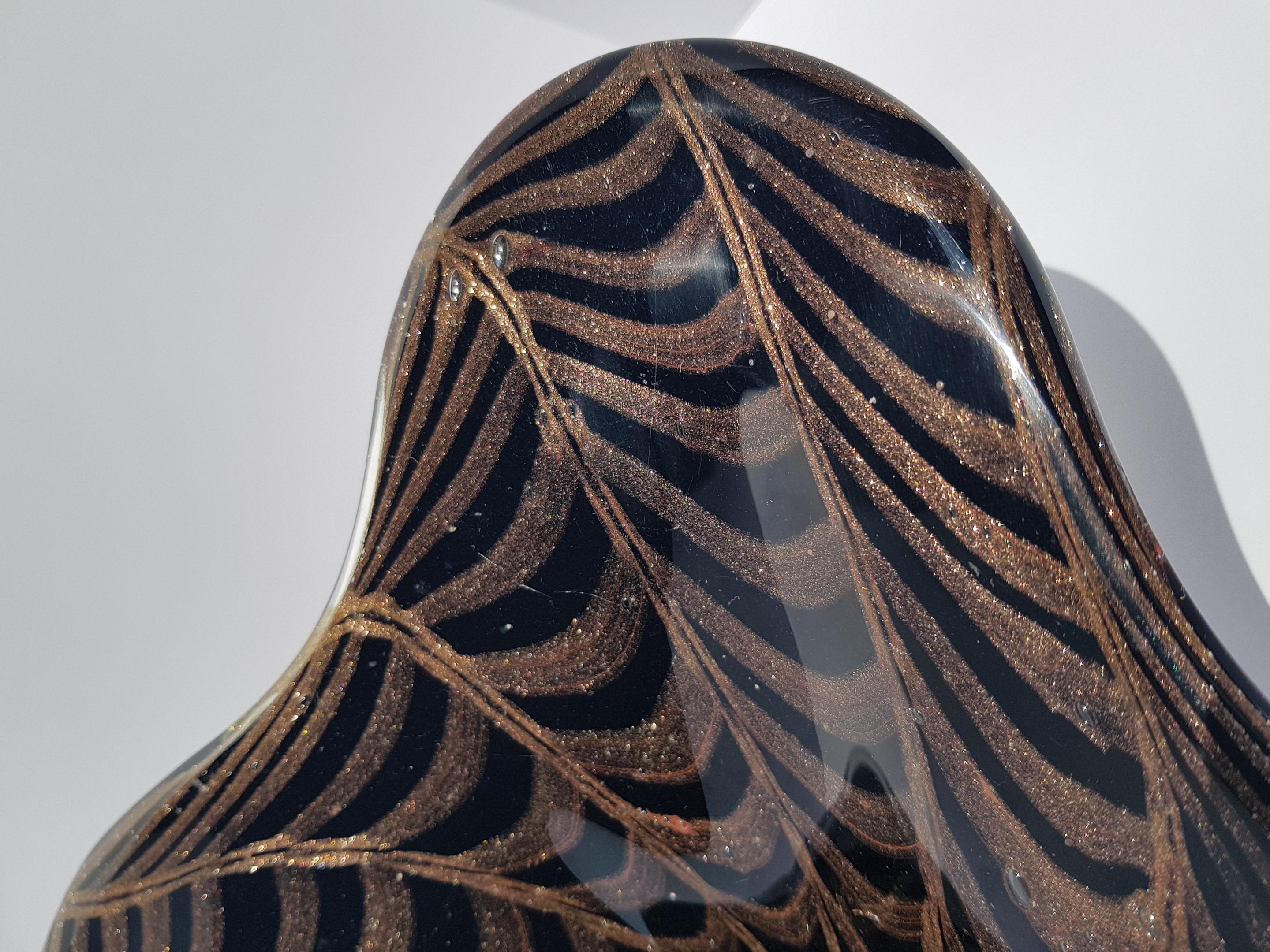 Centrotavola in vetro di Murano Ciotola Vaso Piatto Nero Rame Avventurina Fenicio in vendita 5