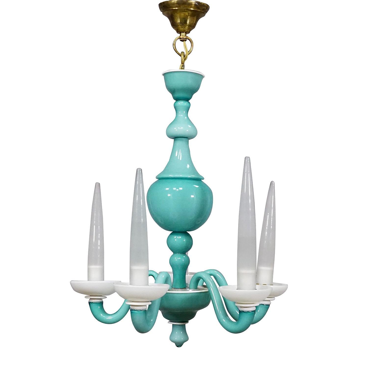 Lámpara de cristal de Murano de Gio Ponti para Venini Años 40
Artículo e7370
Una magnífica lámpara de Murano, diseñada en 1946 por Gio Ponti para Venini, Venecia. Vidrio 
