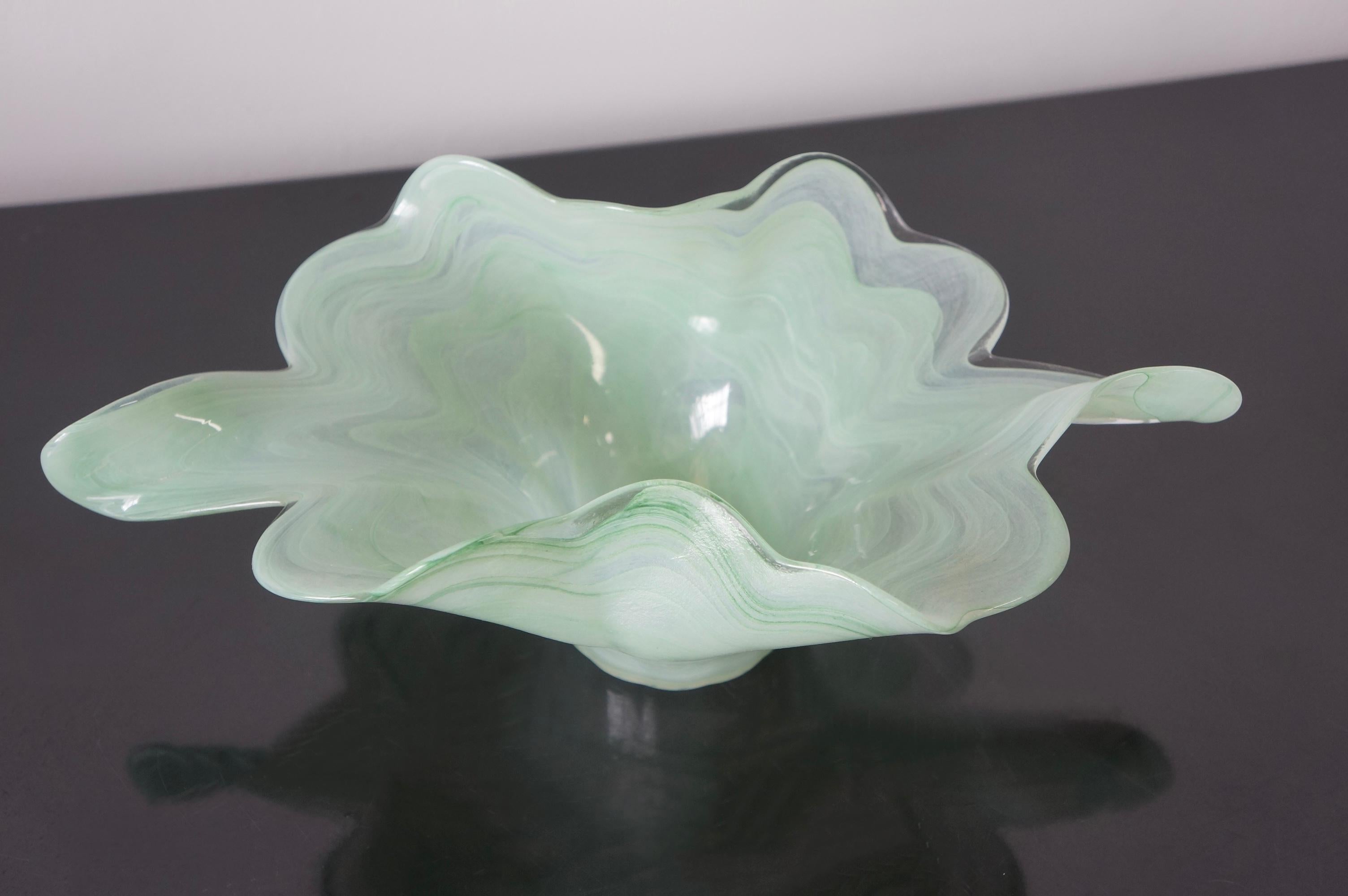 Art Deco Murano Art Glass decorative bowl in green swirl 