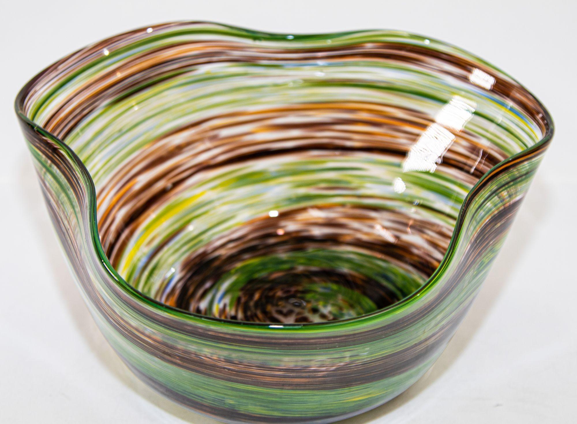 Hand-Crafted Murano Art Glass Decorative Vintage Bowl