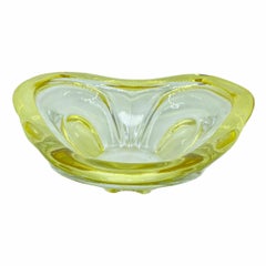 Murano Art Glass Fruit Bowl or Catchall Yellow and Clear, Vintage, Italy, 1960s