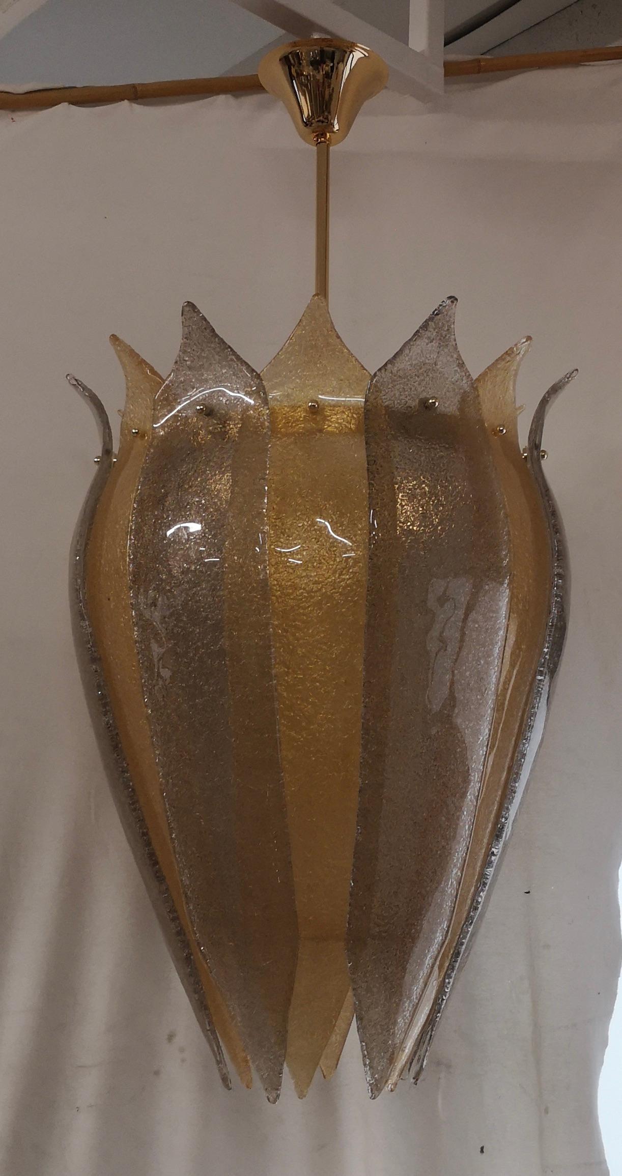 XXI secolo e contemporaneo Lampadario e pendente in vetro di Murano color oro e fumé, 2000 in vendita