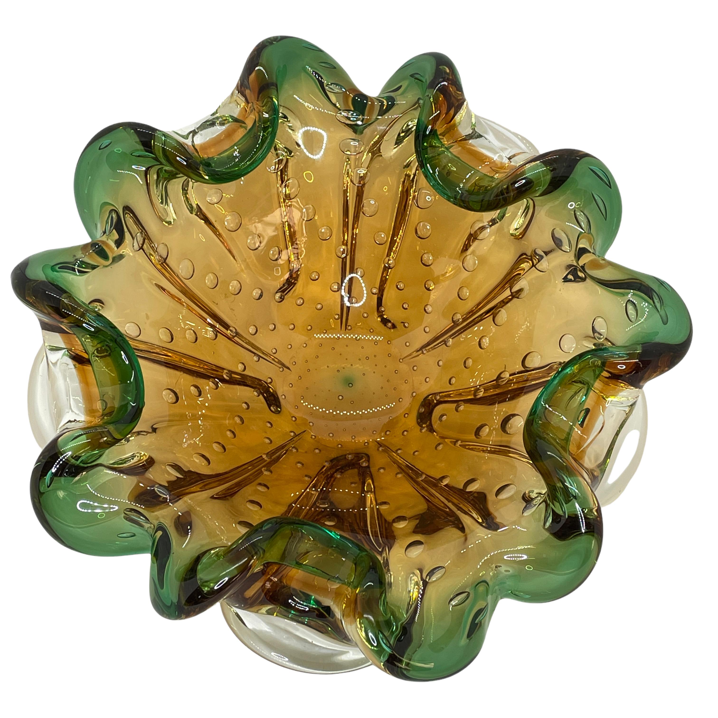 Murano Art Glass Green and Amber Fruit Bowl Catchall Italy, Sommerso, 1970s 1