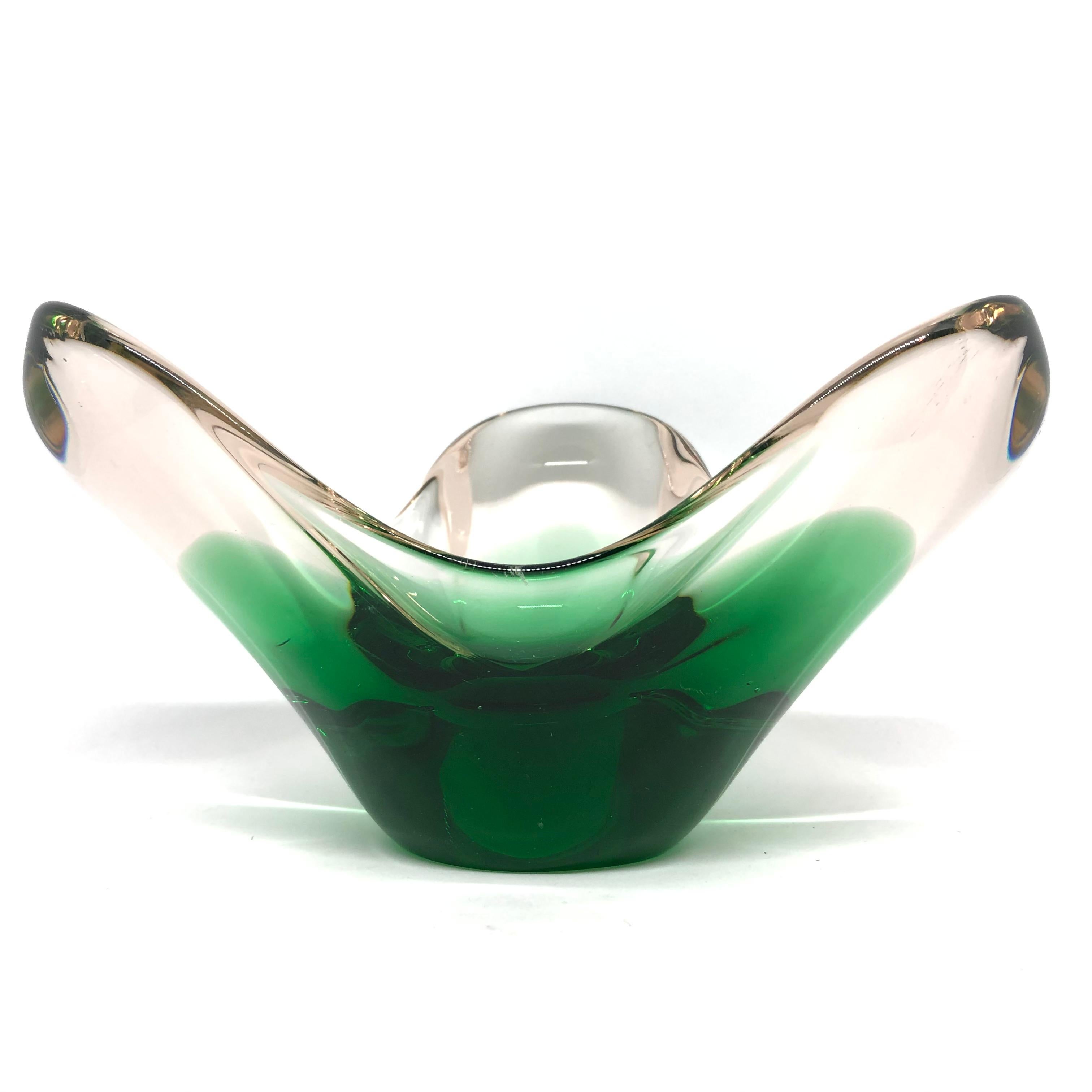 Mid-20th Century Murano Art Glass Green and Clear Bowl Catchall Italy, Sommerso, 1960s For Sale