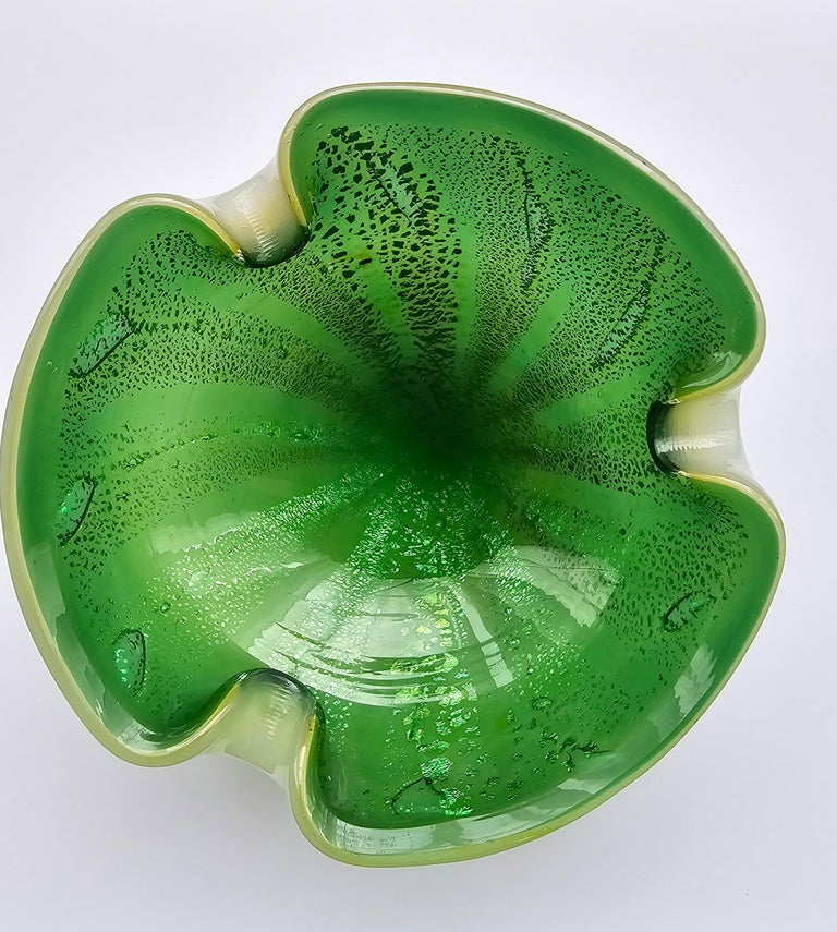 A Murano Pulegoso Green and Aventurine Dish A Murano Pulegoso Green and Aventurine Dish