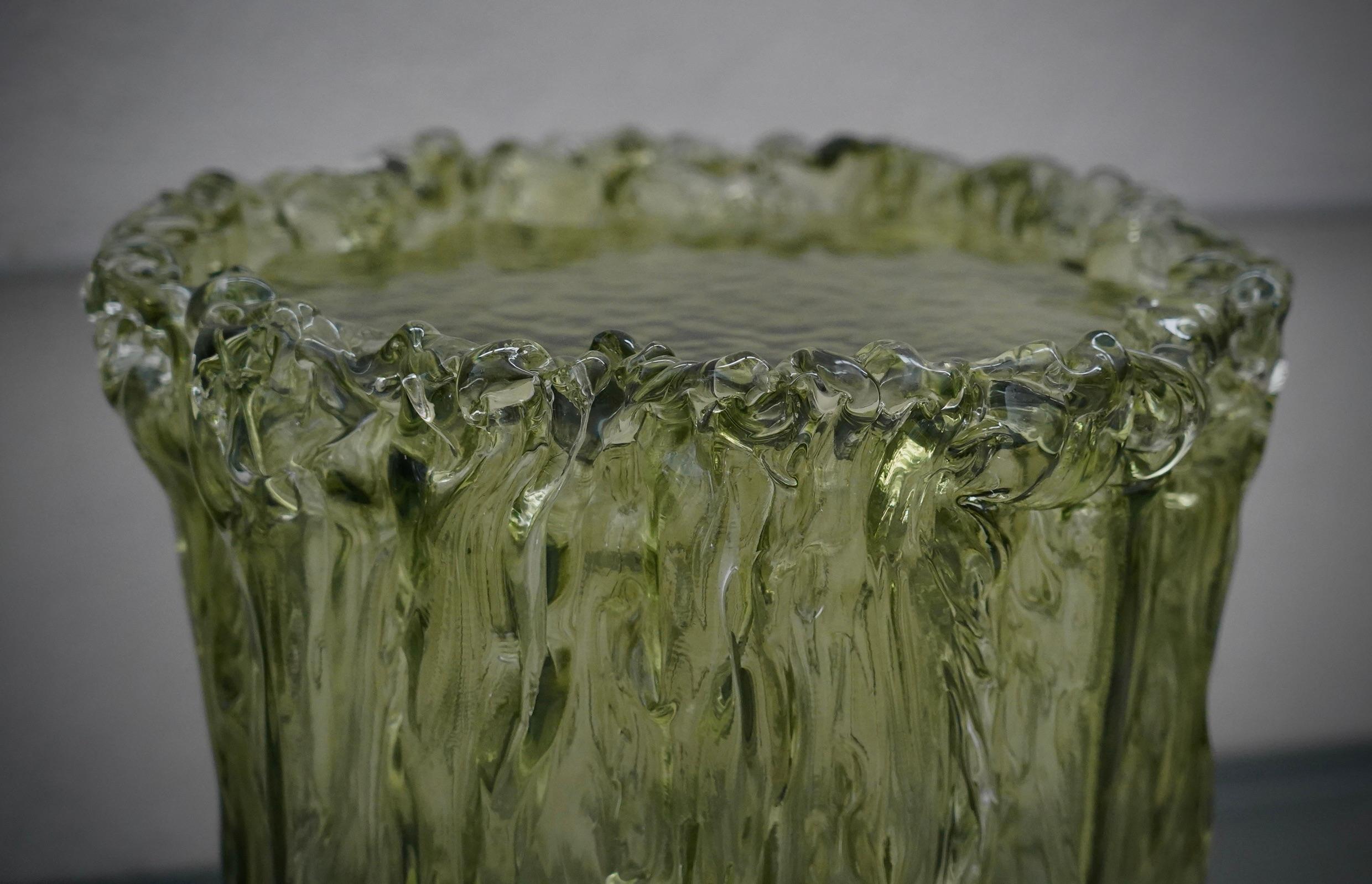 Tavolino italiano di metà secolo in vetro artistico di Murano, colore verde, 2020 In condizioni buone in vendita a Rome, IT